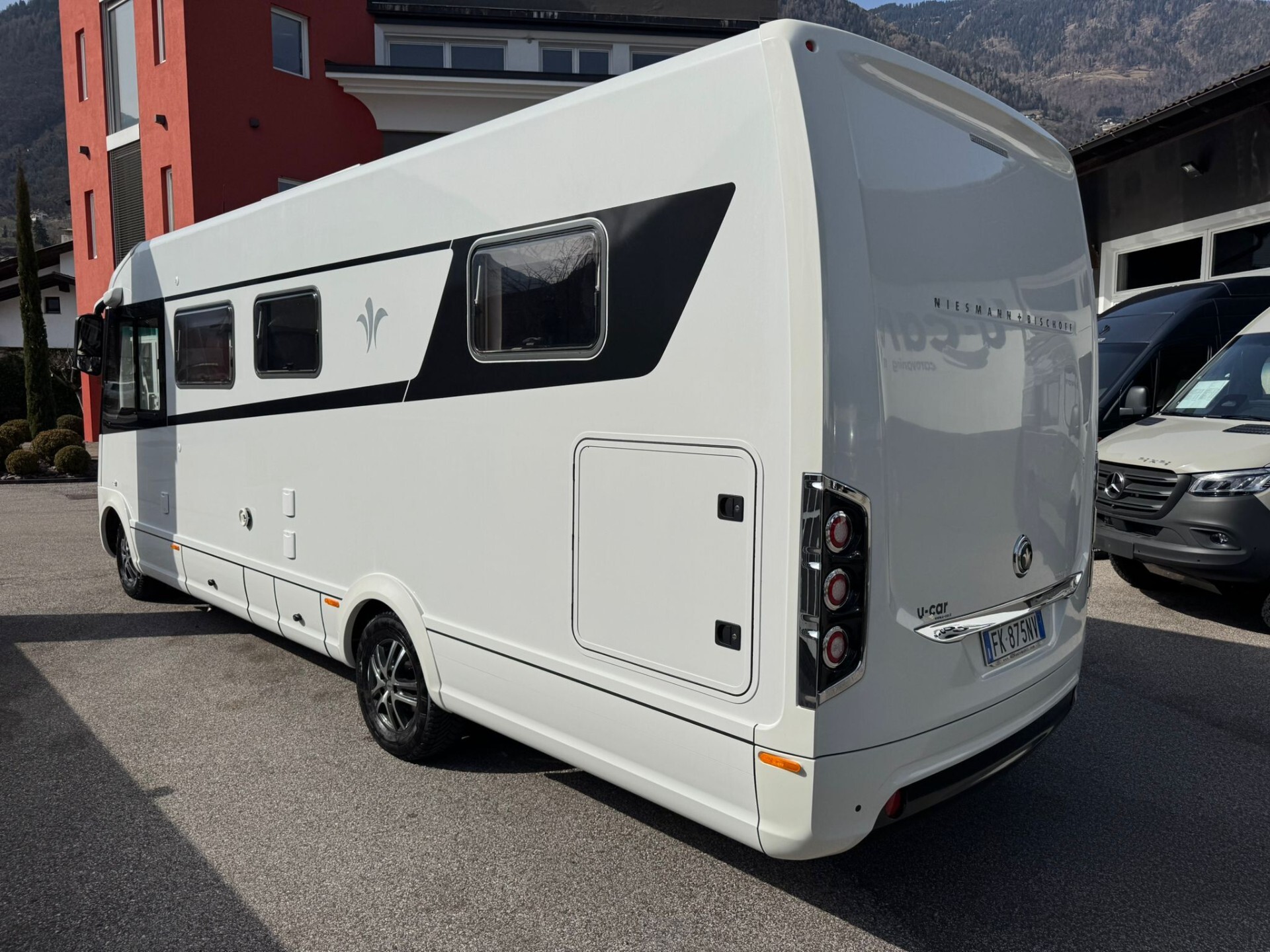 Niesmann Bischoff Arto 76E