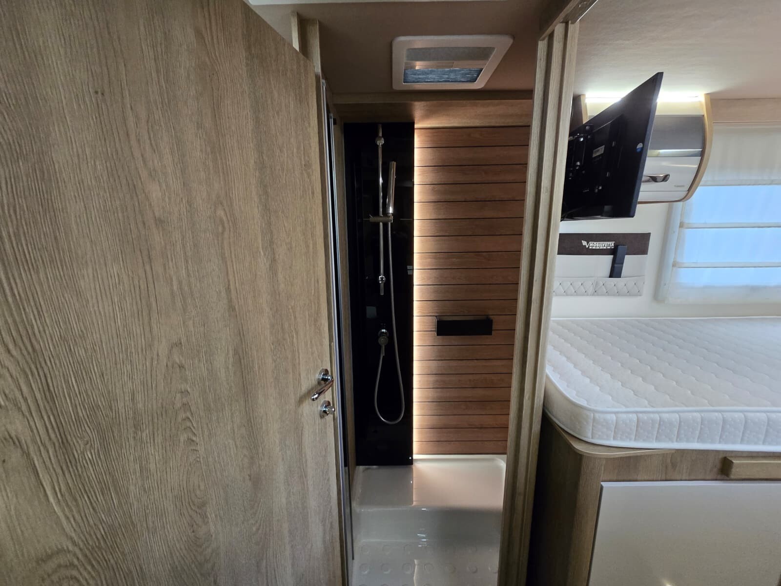 Mobilvetta KEA I 86 motorhome - camper
