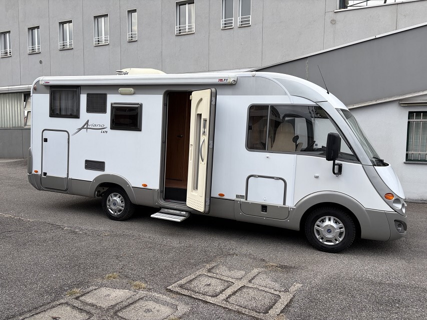 Bürstner AVIANO I 675