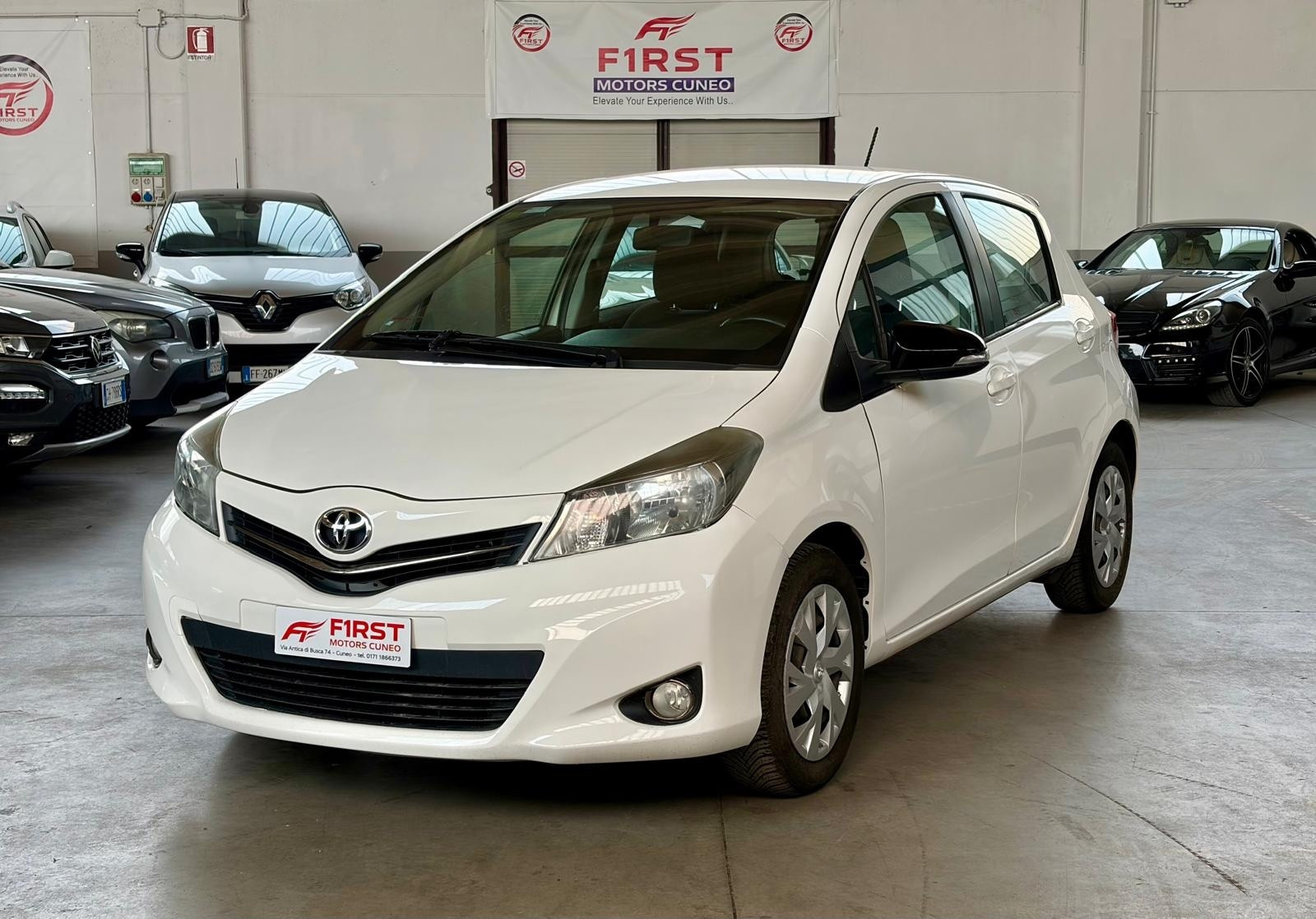 Toyota Yaris Yaris 1.3 5 porte Lounge usata a Cuneo - immagine 1
