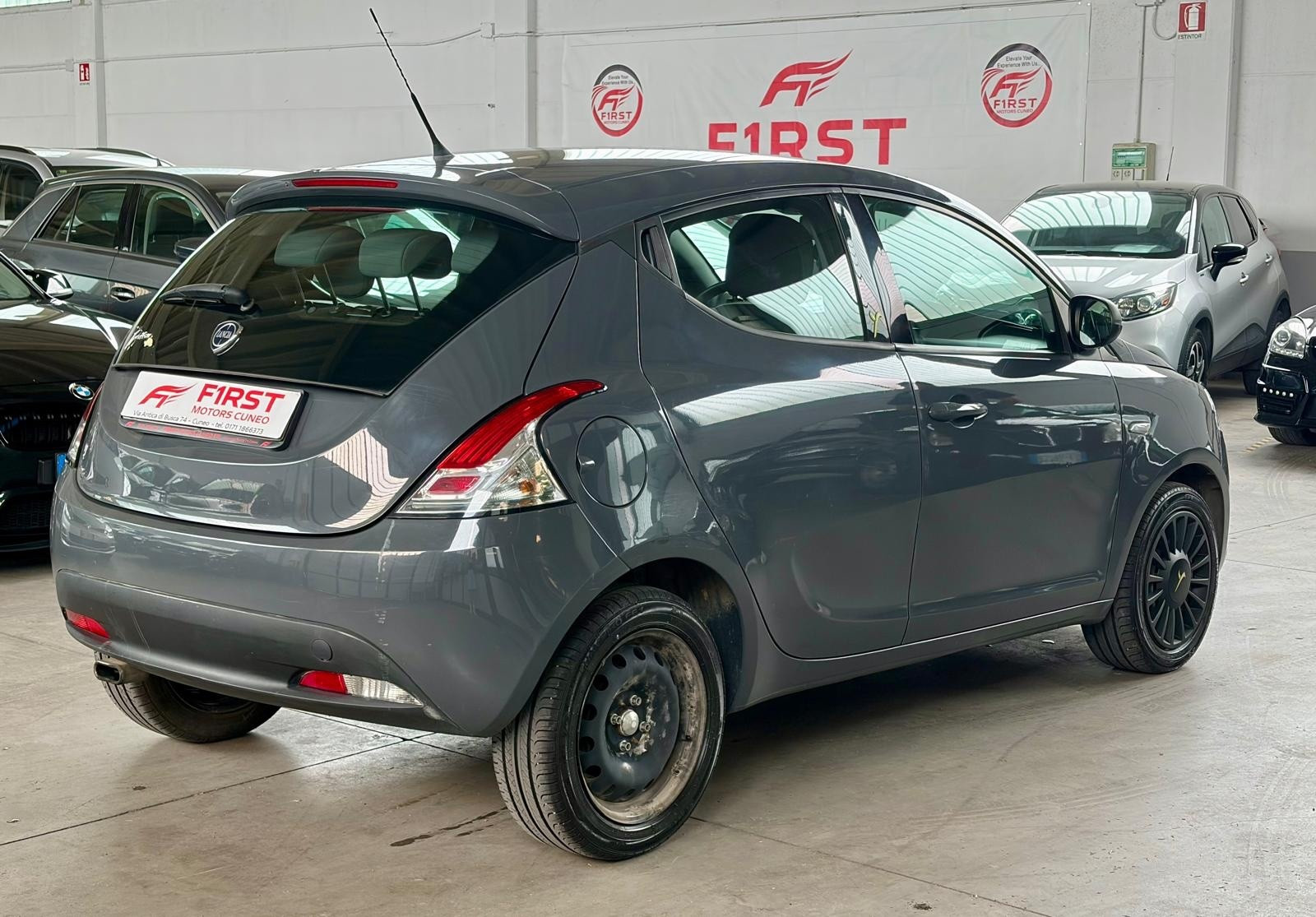 Lancia Ypsilon Ypsilon 1.2 69 CV 5 porte… usata a Cuneo - immagine 5