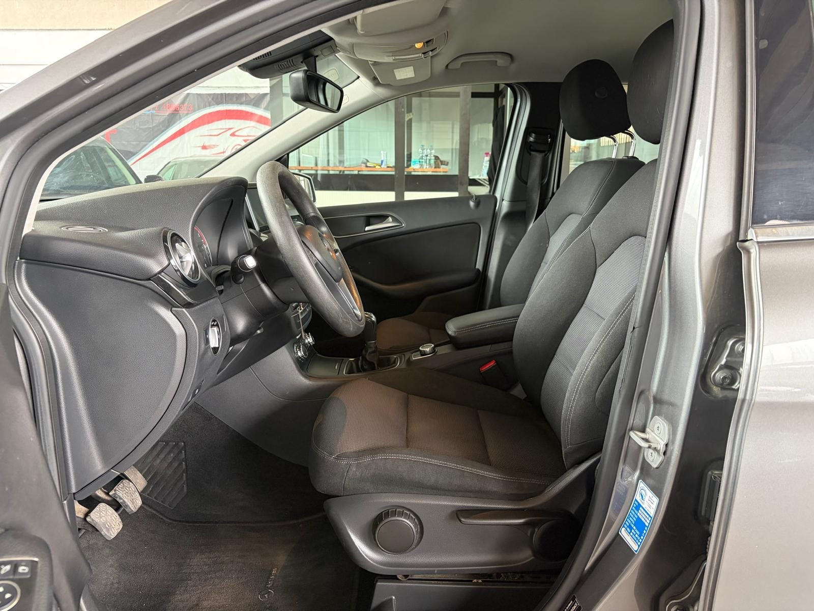 Mercedes-Benz B 180 B 180 CDI BlueEFFICIE… usata a Cuneo - immagine 11