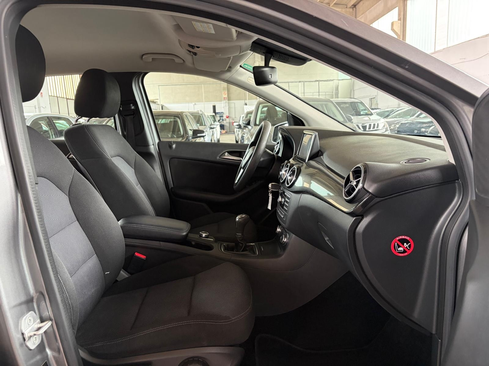 Mercedes-Benz B 180 B 180 CDI BlueEFFICIE… usata a Cuneo - immagine 23
