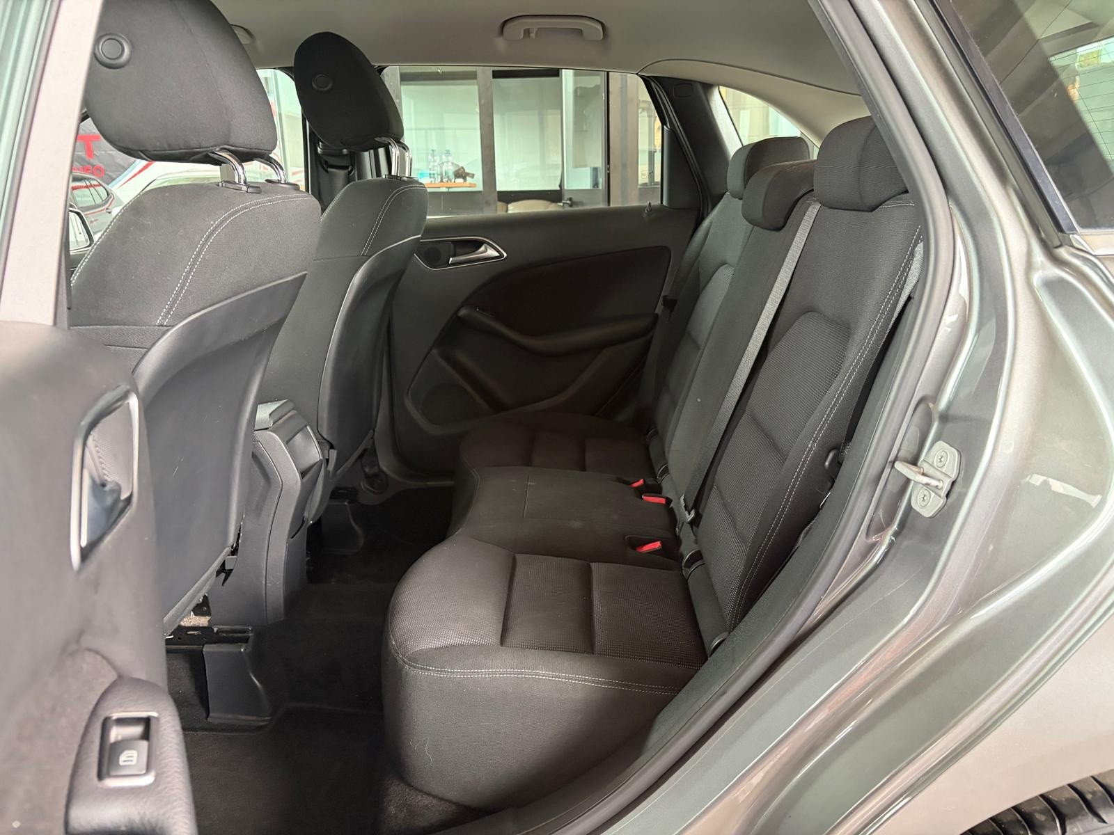 Mercedes-Benz B 180 B 180 CDI BlueEFFICIE… usata a Cuneo - immagine 24