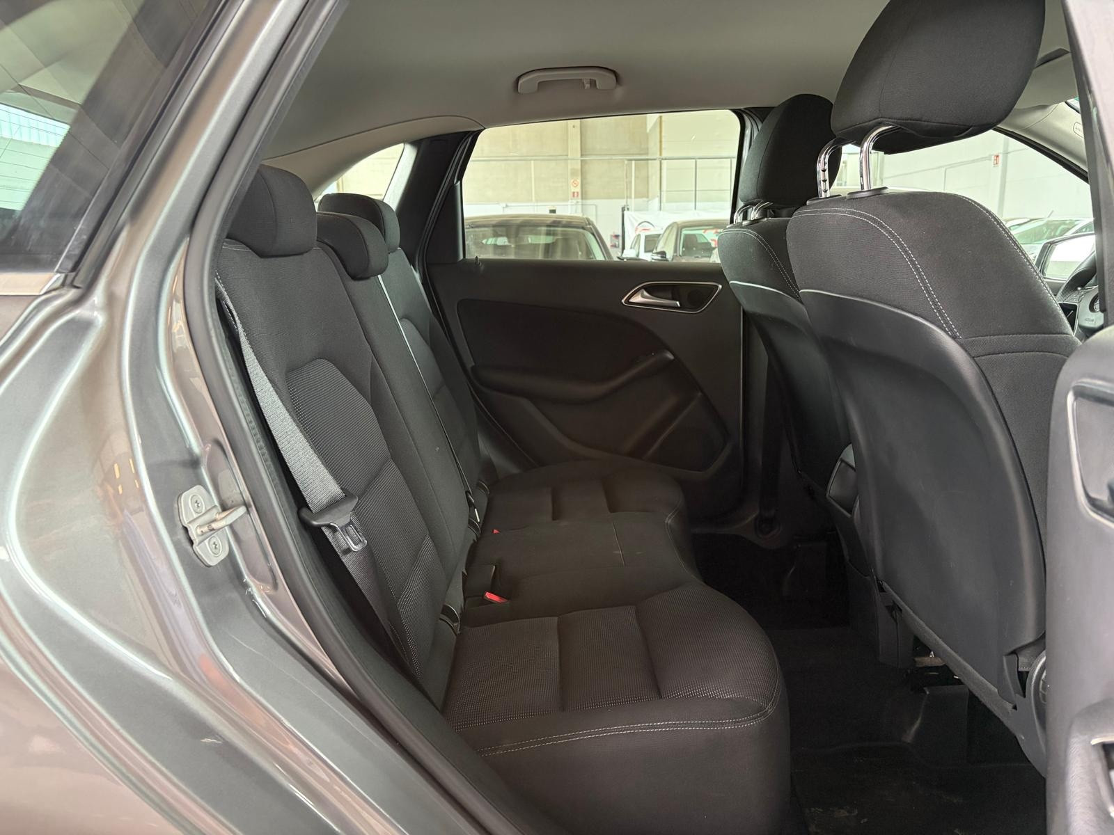 Mercedes-Benz B 180 B 180 CDI BlueEFFICIE… usata a Cuneo - immagine 26