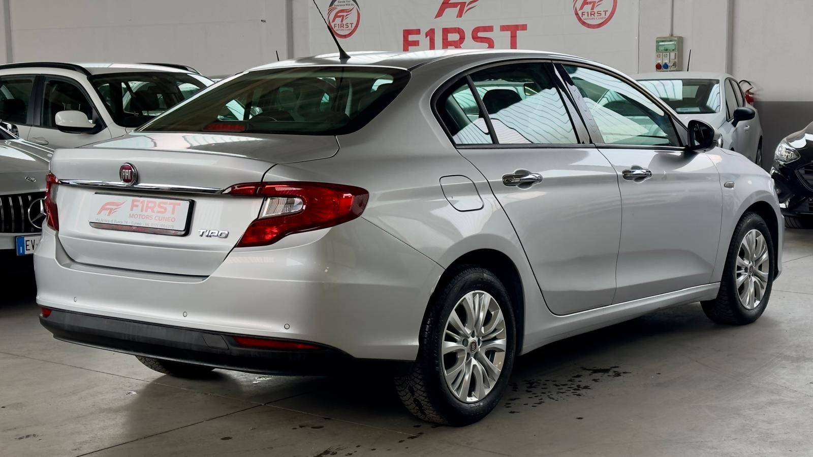 Fiat Tipo Tipo 1.4 4 porte LOUNGE usata a Cuneo - immagine 5