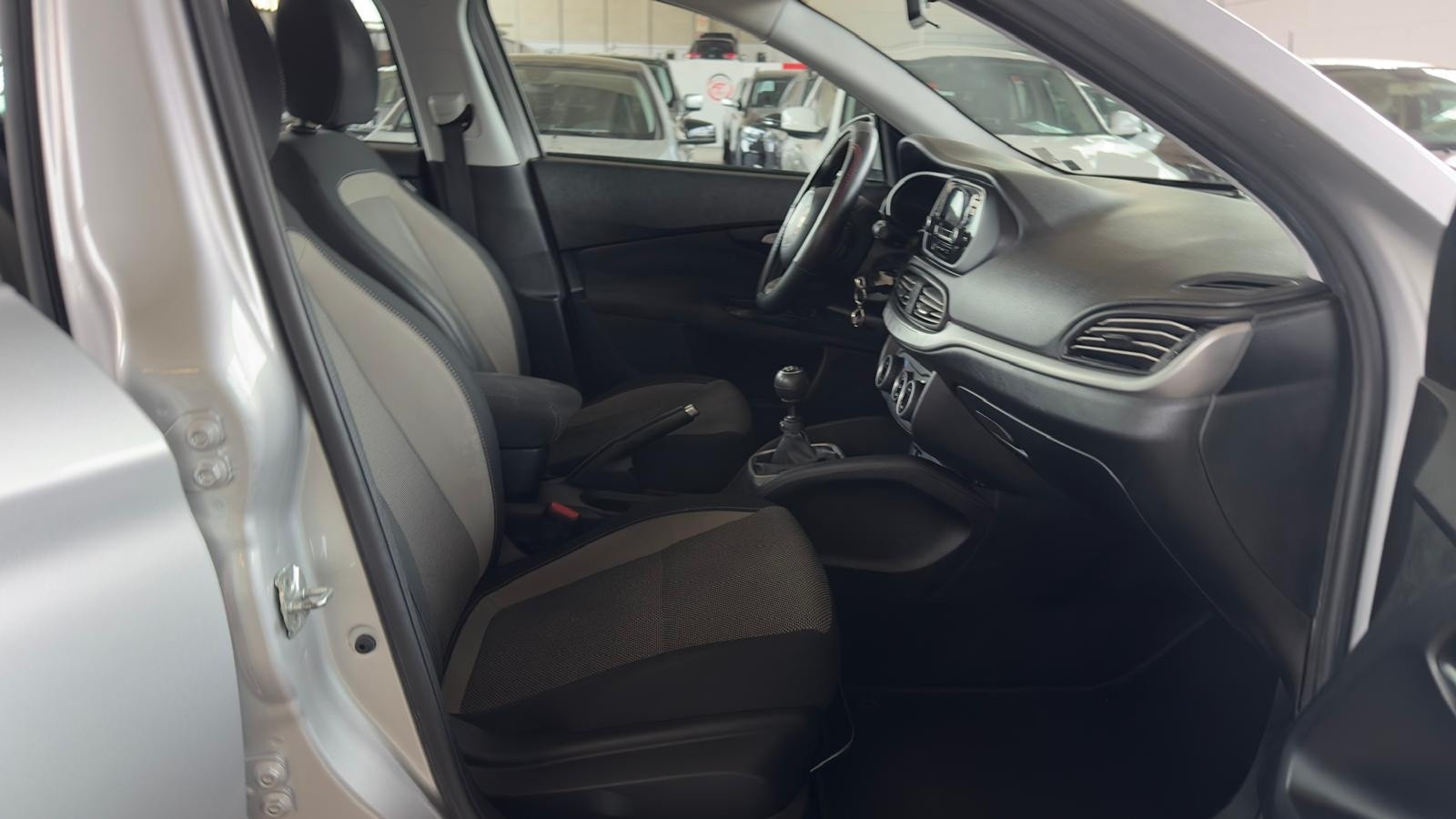 Fiat Tipo Tipo 1.4 4 porte LOUNGE usata a Cuneo - immagine 18