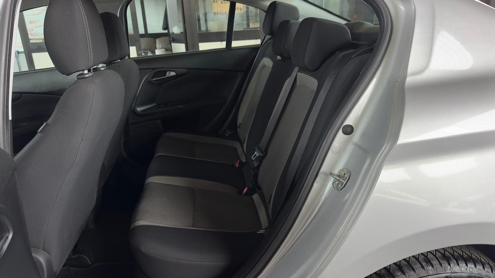 Fiat Tipo Tipo 1.4 4 porte LOUNGE usata a Cuneo - immagine 19