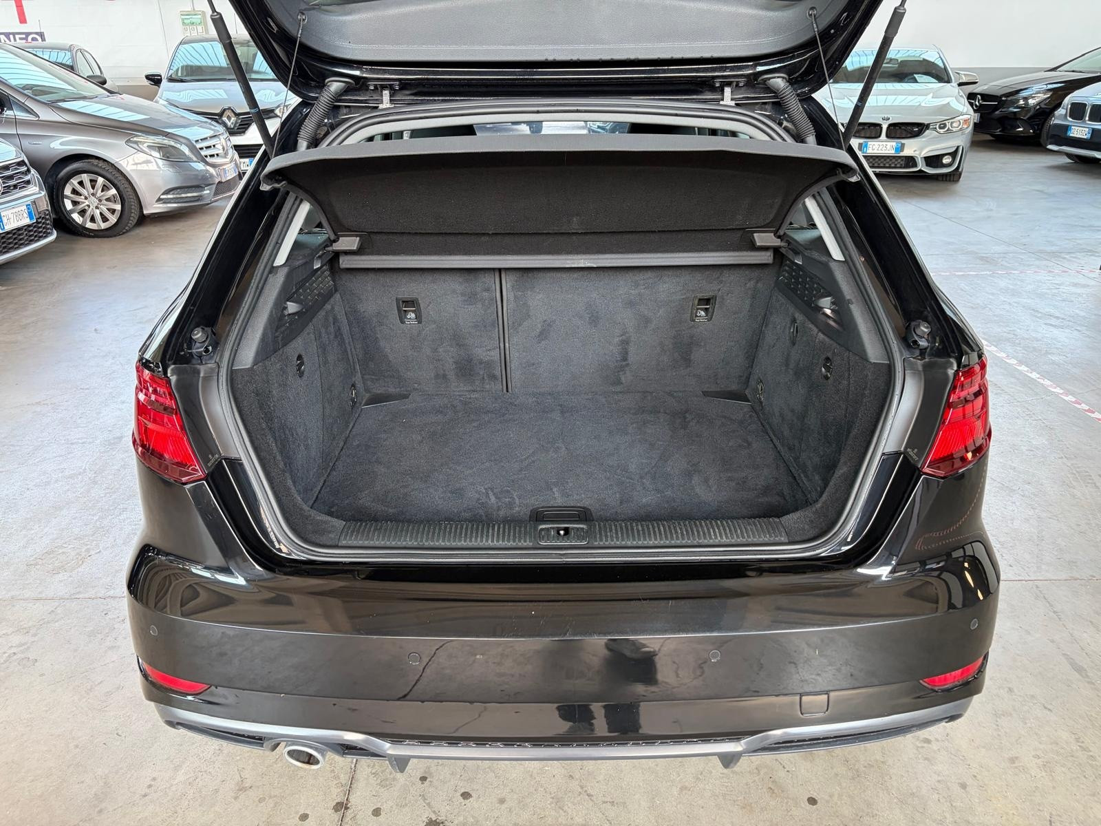 Audi A3 A3 SPB 30 TDI Admired usata a Cuneo - immagine 9
