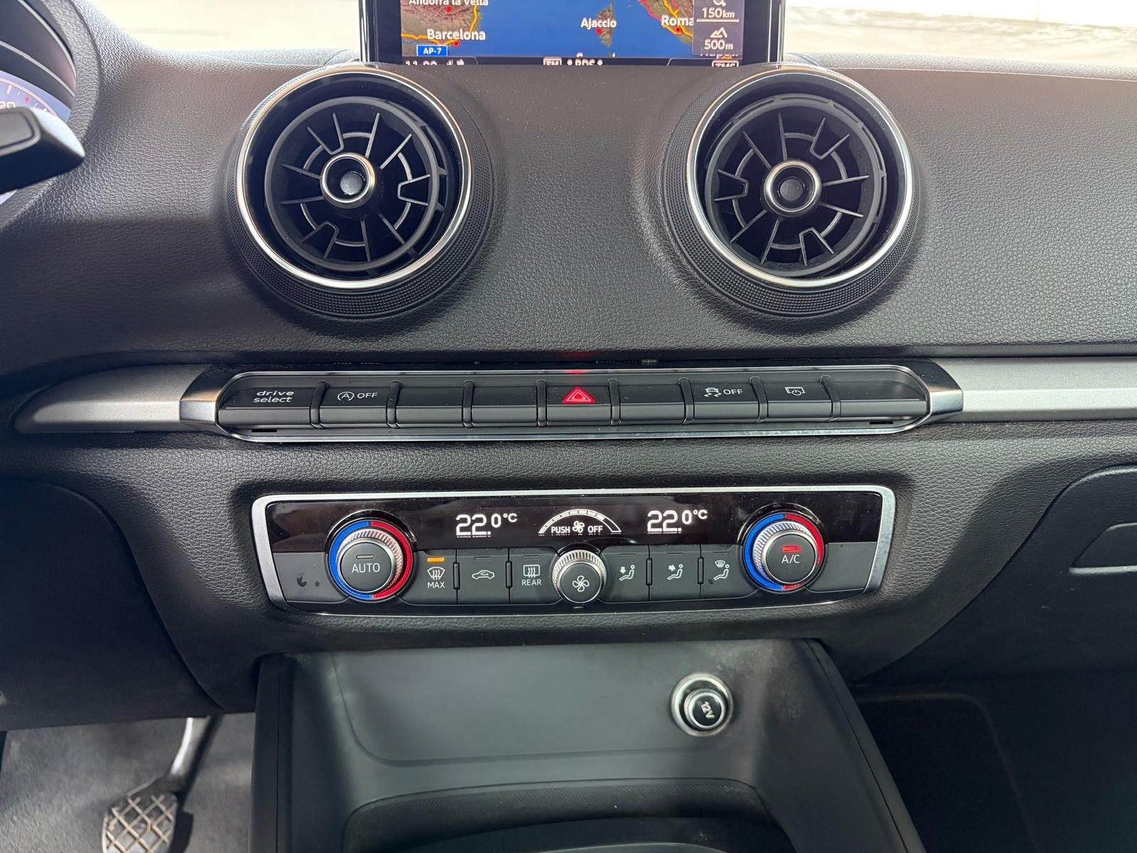 Audi A3 A3 SPB 30 TDI Admired usata a Cuneo - immagine 19