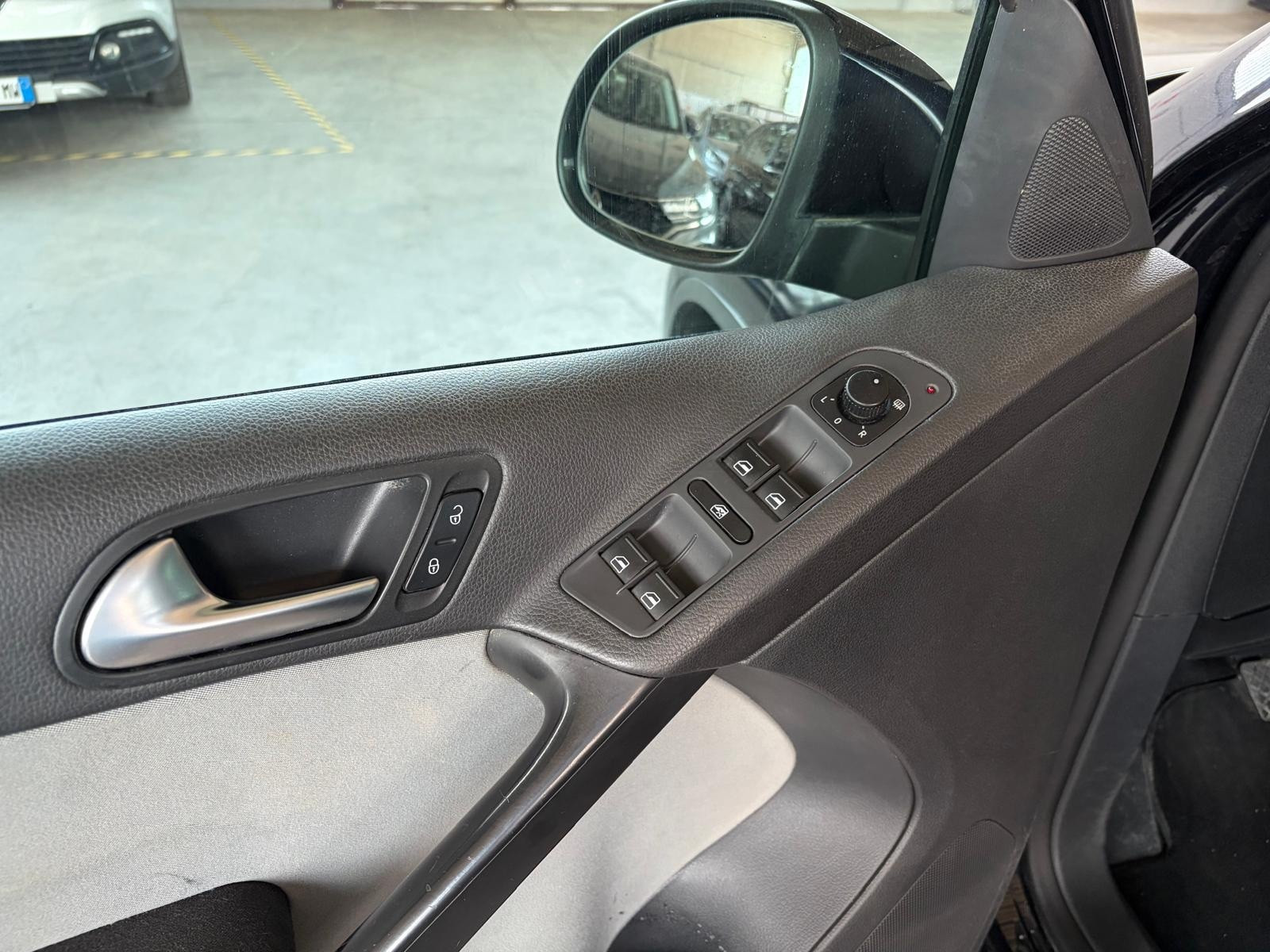 Volkswagen Tiguan Tiguan 2.0 TDI 170 CV D… usata a Cuneo - immagine 10