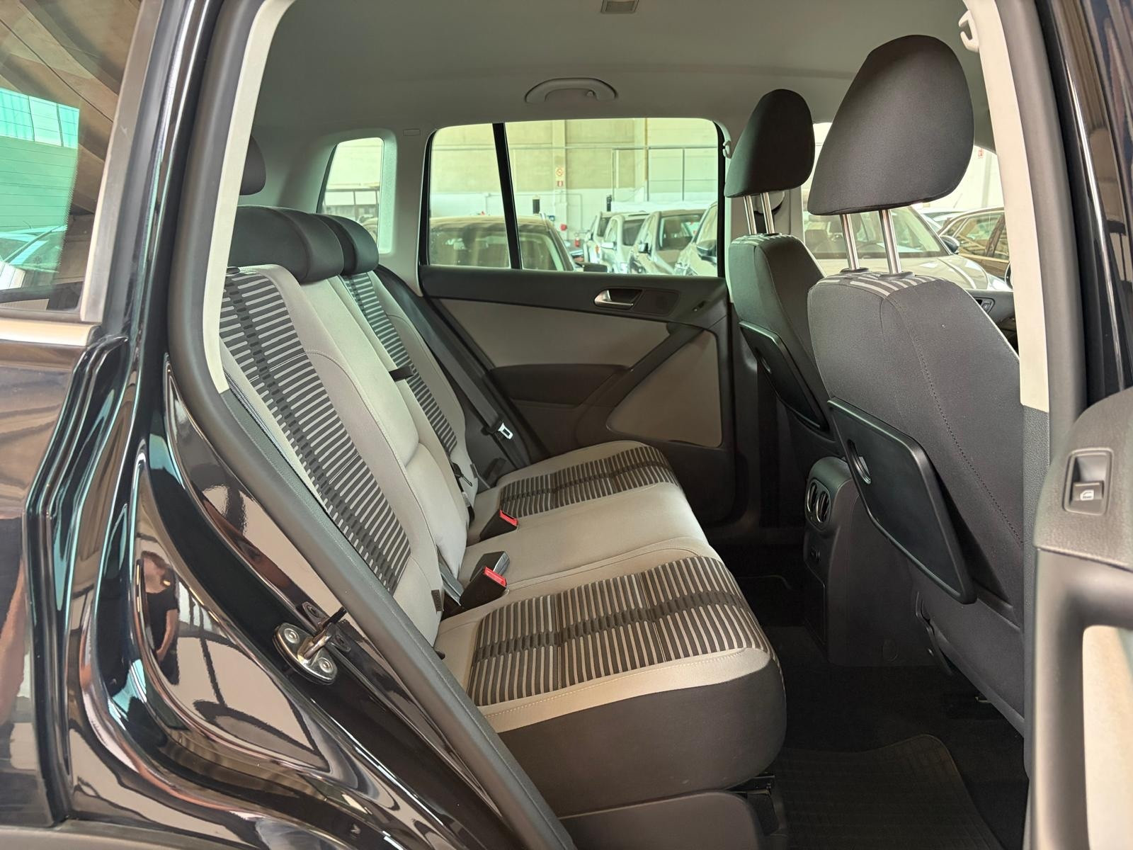 Volkswagen Tiguan Tiguan 2.0 TDI 170 CV D… usata a Cuneo - immagine 23