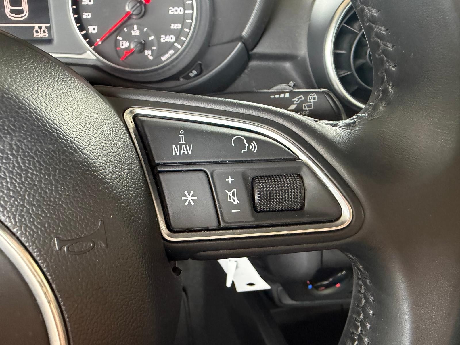 Audi A1 A1 1.6 TDI S line edition plus usata a Cuneo - immagine 15