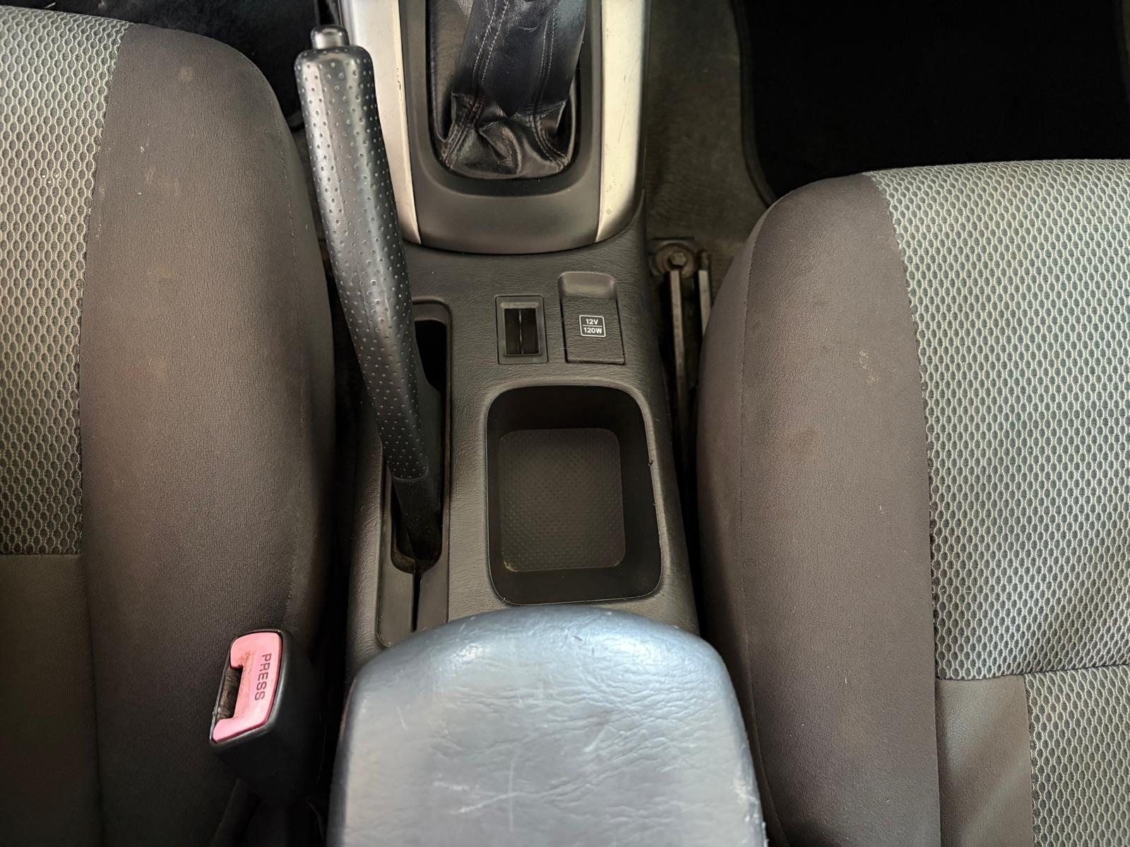 Toyota RAV 4 RAV4 2.0 Tdi D-4D cat 5 port… usata a Cuneo - immagine 20