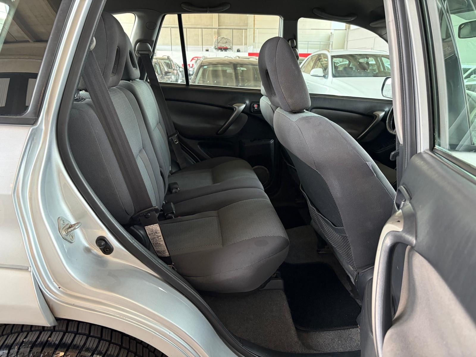 Toyota RAV 4 RAV4 2.0 Tdi D-4D cat 5 port… usata a Cuneo - immagine 22
