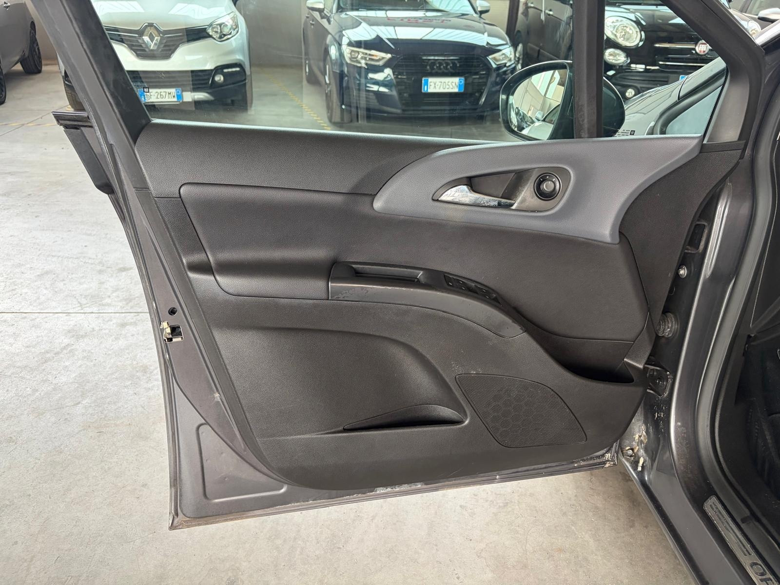 Opel Meriva Meriva 1.7 CDTI 110CV b-color… usata a Cuneo - immagine 9