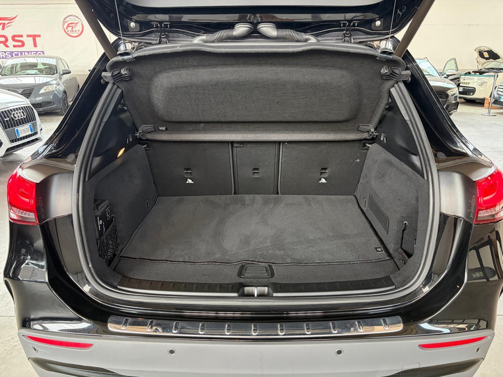 Mercedes-Benz GLA 220 GLA 200 d Automatic… usata a Cuneo - immagine 11