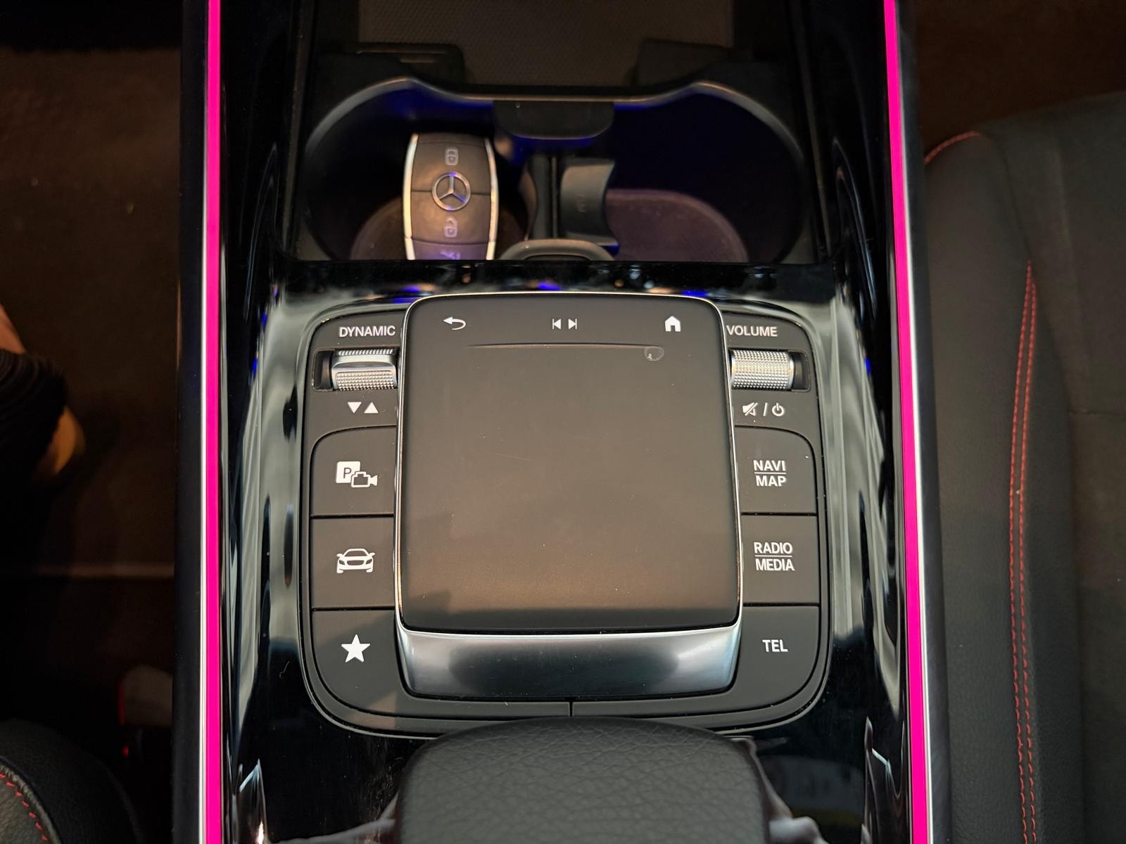 Mercedes-Benz GLA 220 GLA 200 d Automatic… usata a Cuneo - immagine 22