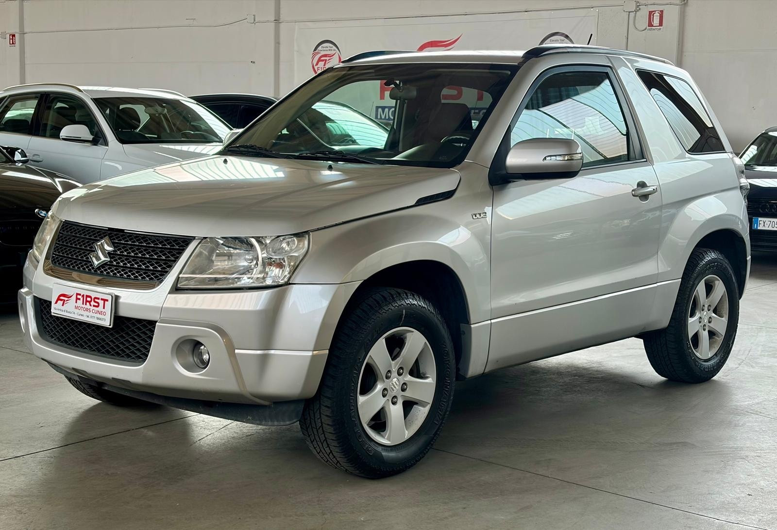 Suzuki Grand Vitara Grand Vitara 1.9 DDiS… usata a Cuneo - immagine 4