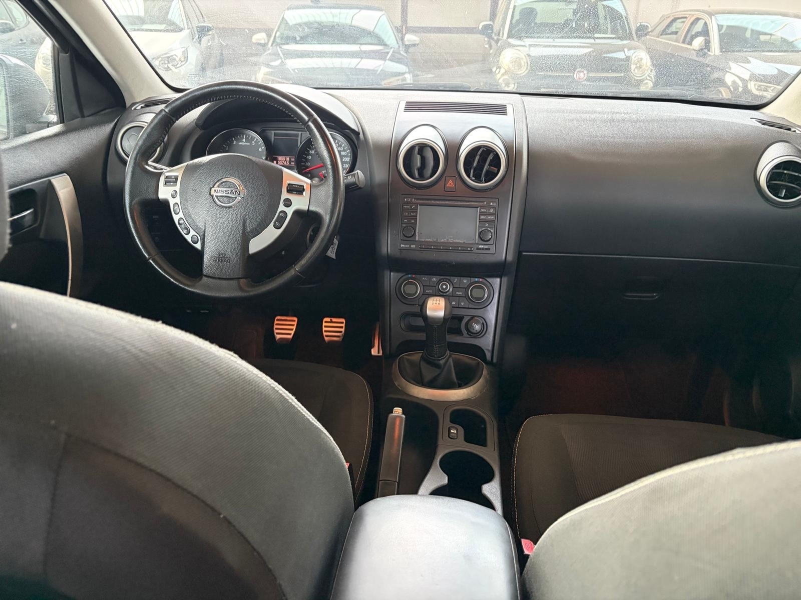 Nissan Qashqai Qashqai 1.6 16V Tekna usata a Cuneo - immagine 24