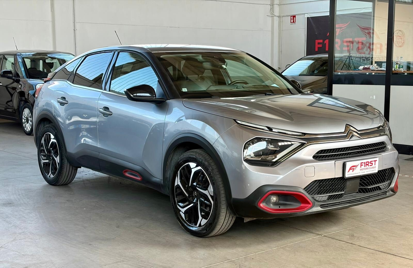 Citroen C4 C4 PureTech 130 S&S Shine usata a Cuneo - immagine 2