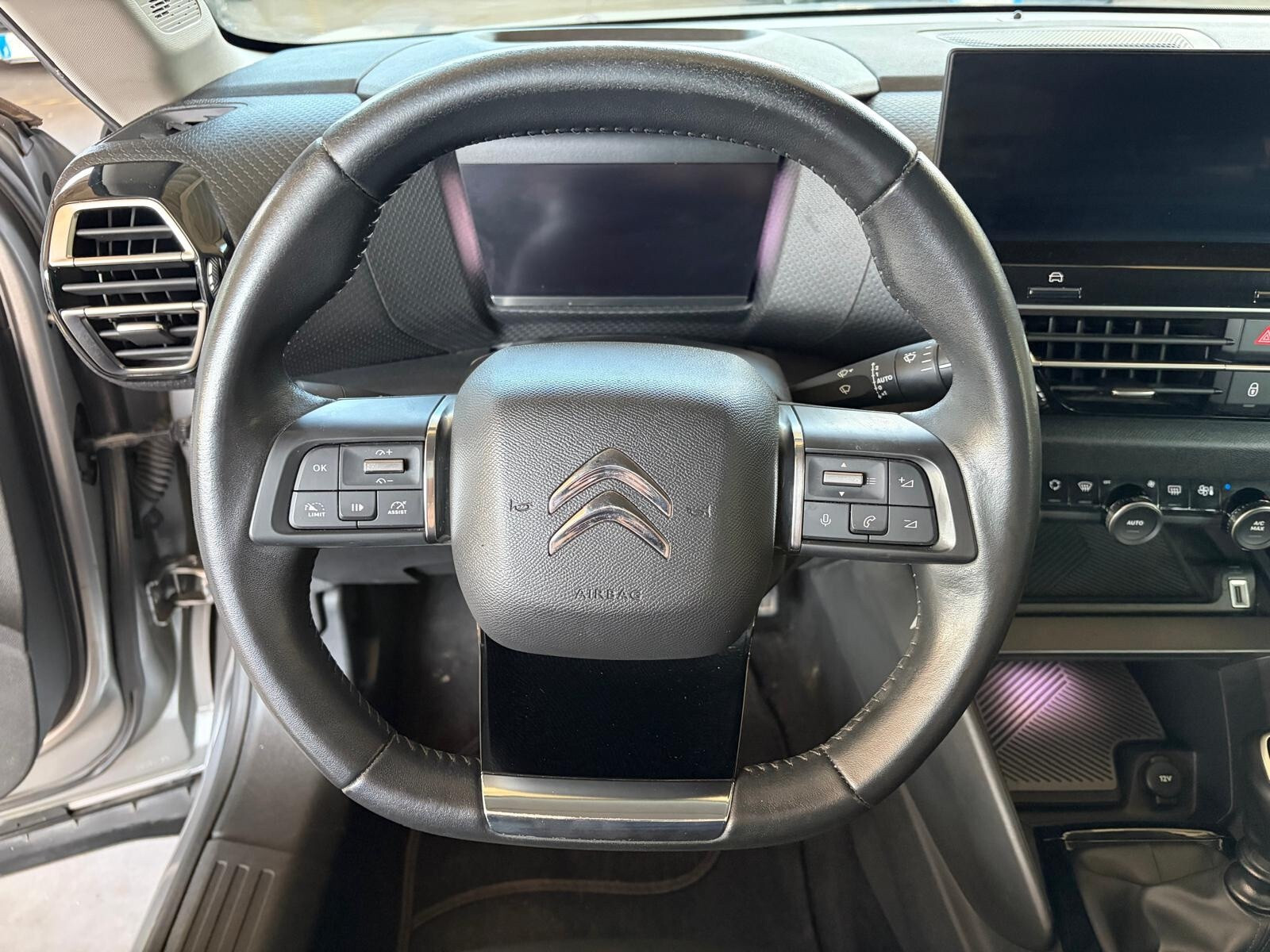 Citroen C4 C4 PureTech 130 S&S Shine usata a Cuneo - immagine 13