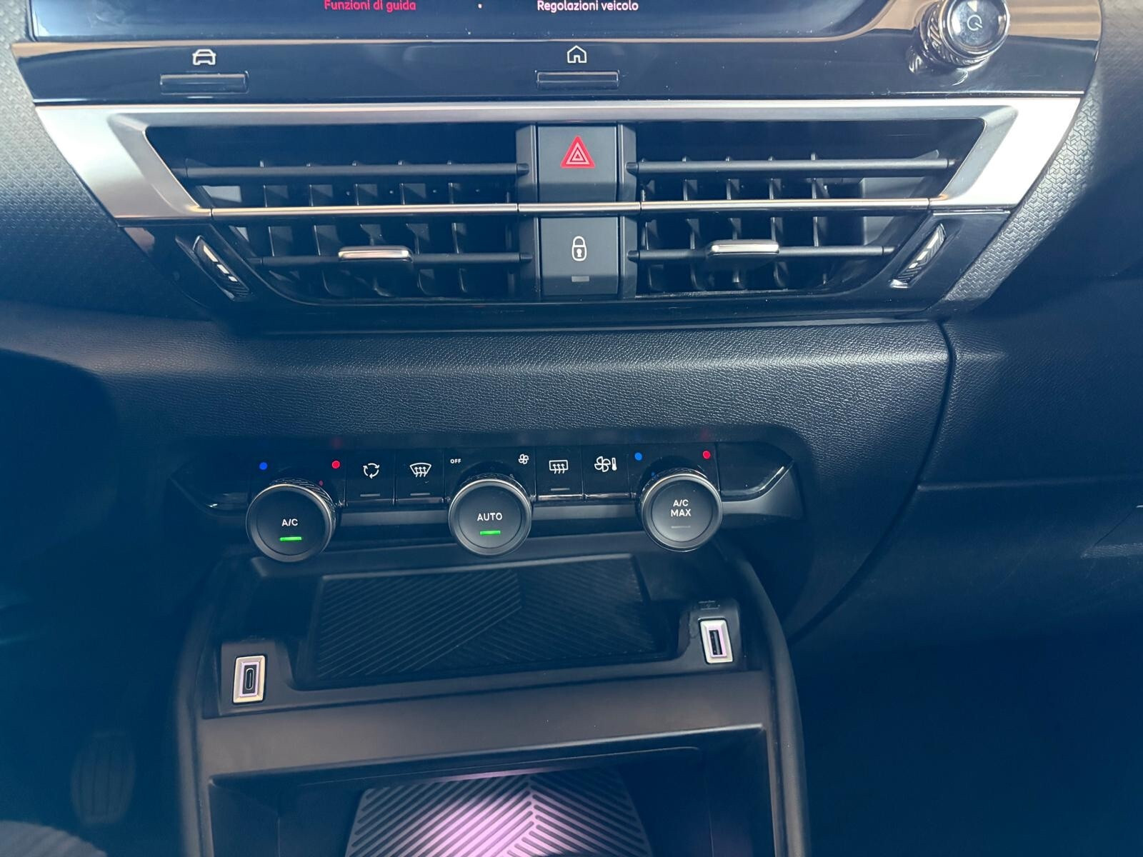 Citroen C4 C4 PureTech 130 S&S Shine usata a Cuneo - immagine 19