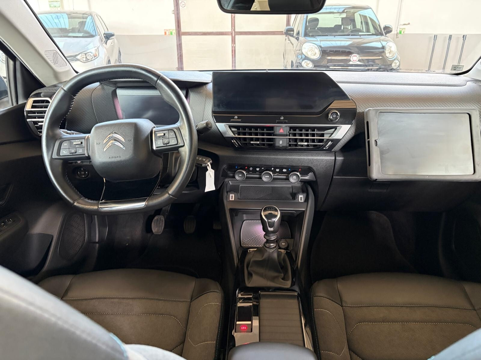 Citroen C4 C4 PureTech 130 S&S Shine usata a Cuneo - immagine 25