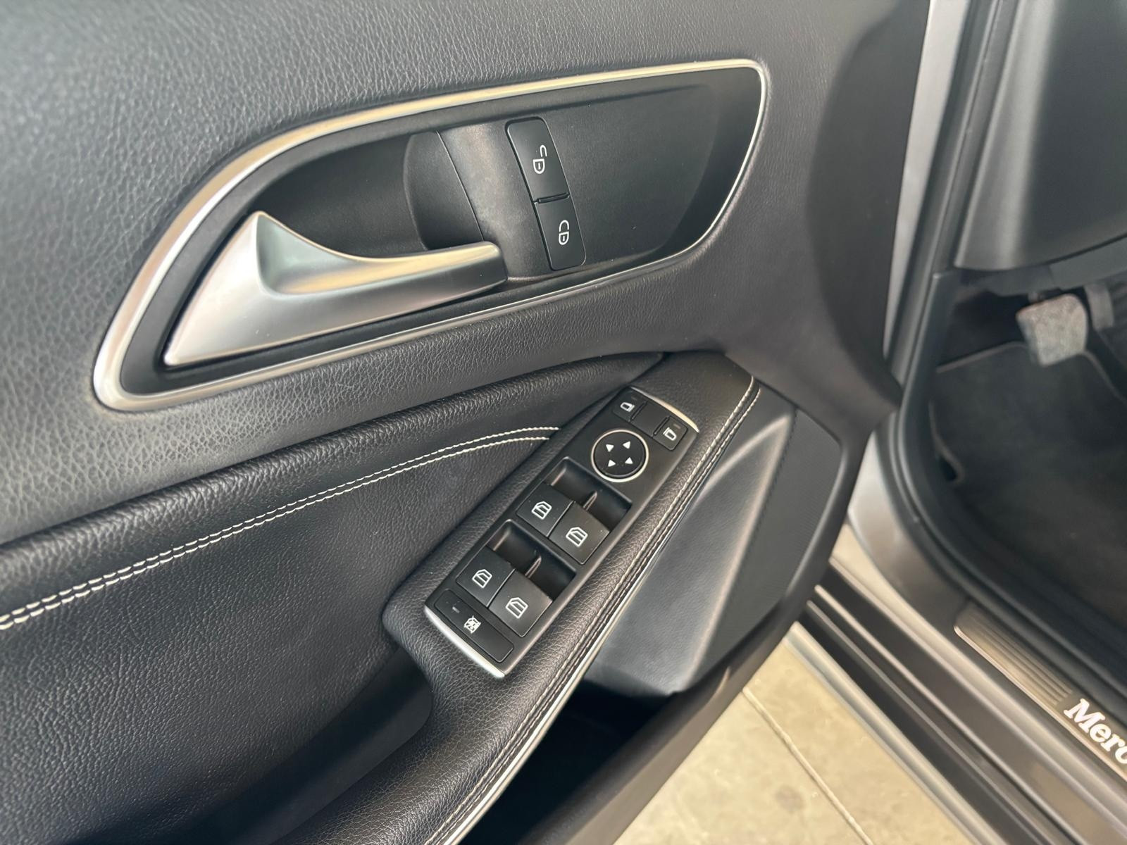 Mercedes-Benz A 180 A 180 d Automatic Spo… usata a Cuneo - immagine 11