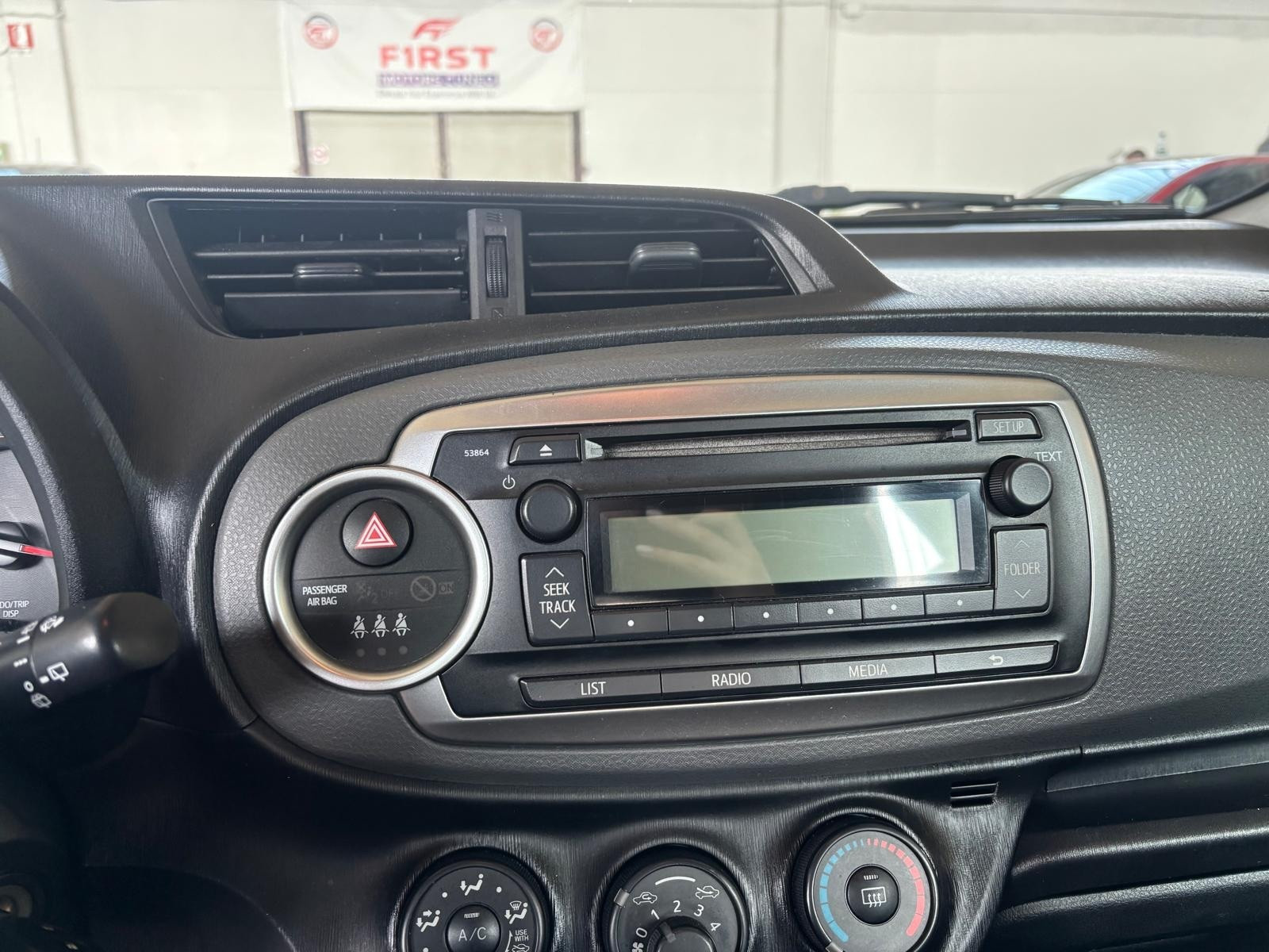 Toyota Yaris Yaris 1.4 D-4D 5 porte Lounge usata a Cuneo - immagine 14