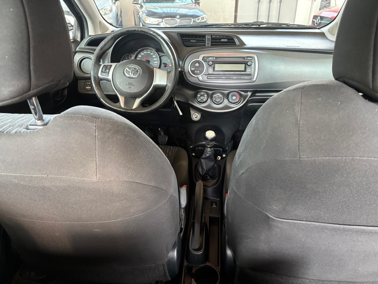 Toyota Yaris Yaris 1.4 D-4D 5 porte Lounge usata a Cuneo - immagine 20