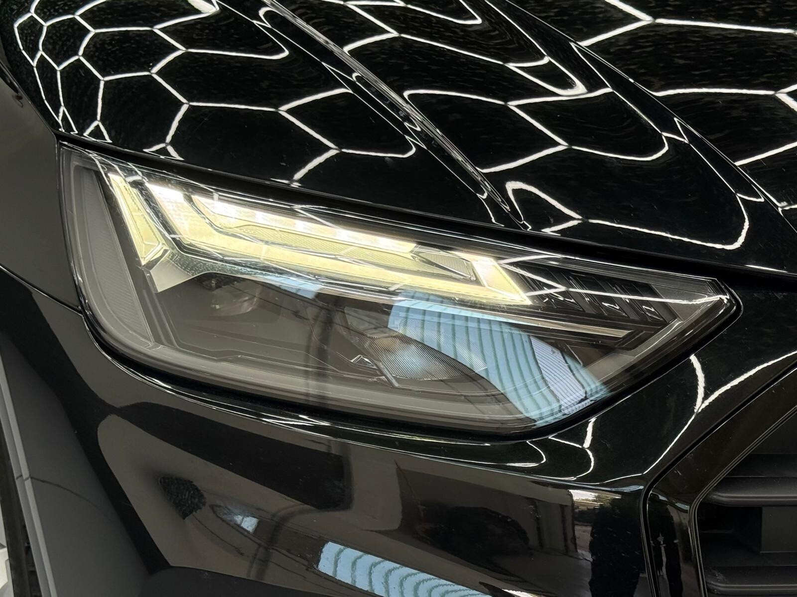 Audi Q5 Q5 SPB 40 TDI quattro S tronic Id… usata a Cuneo - immagine 3