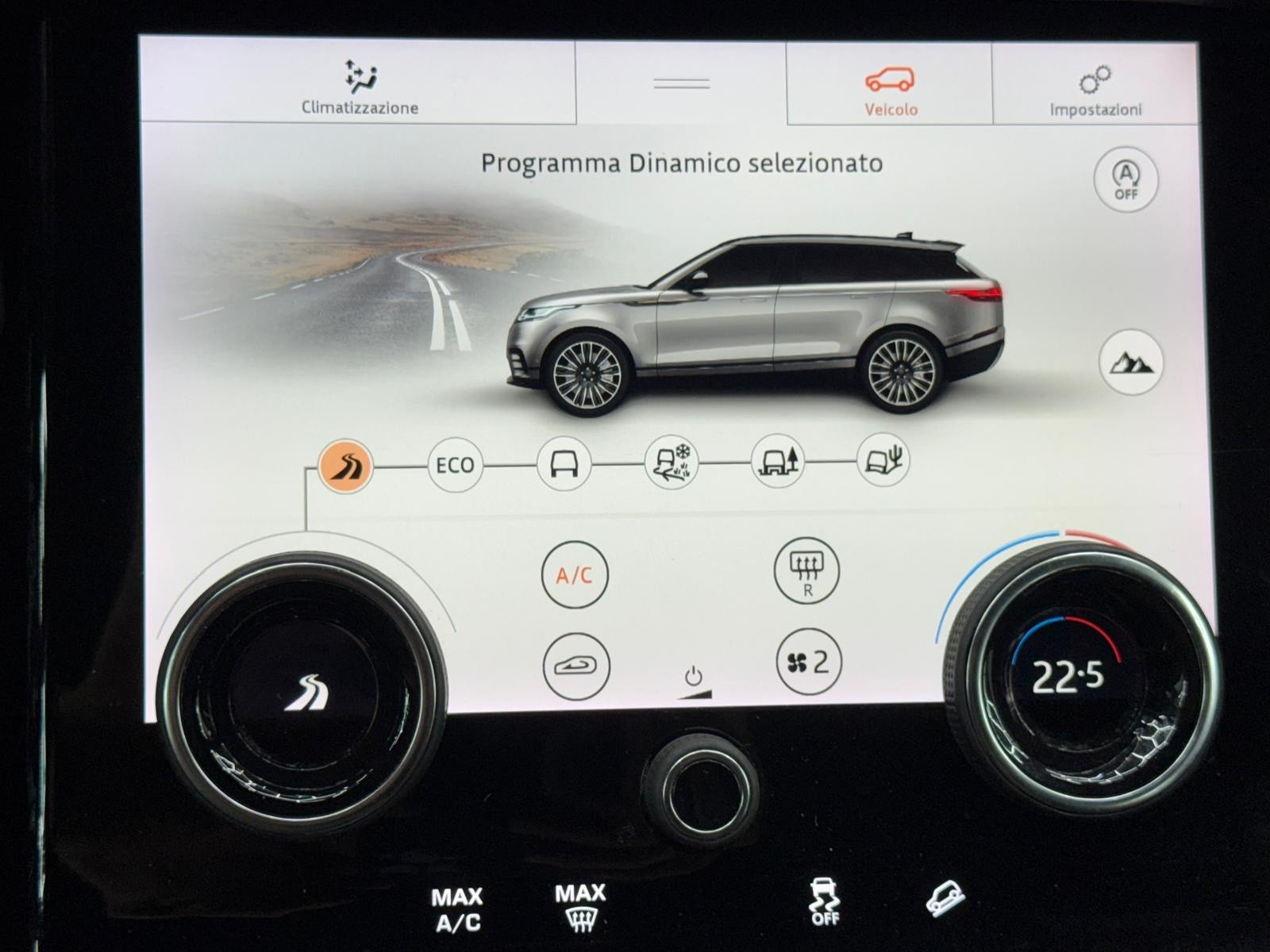 Land Rover Range Rover Velar Range Rover… usata a Cuneo - immagine 22