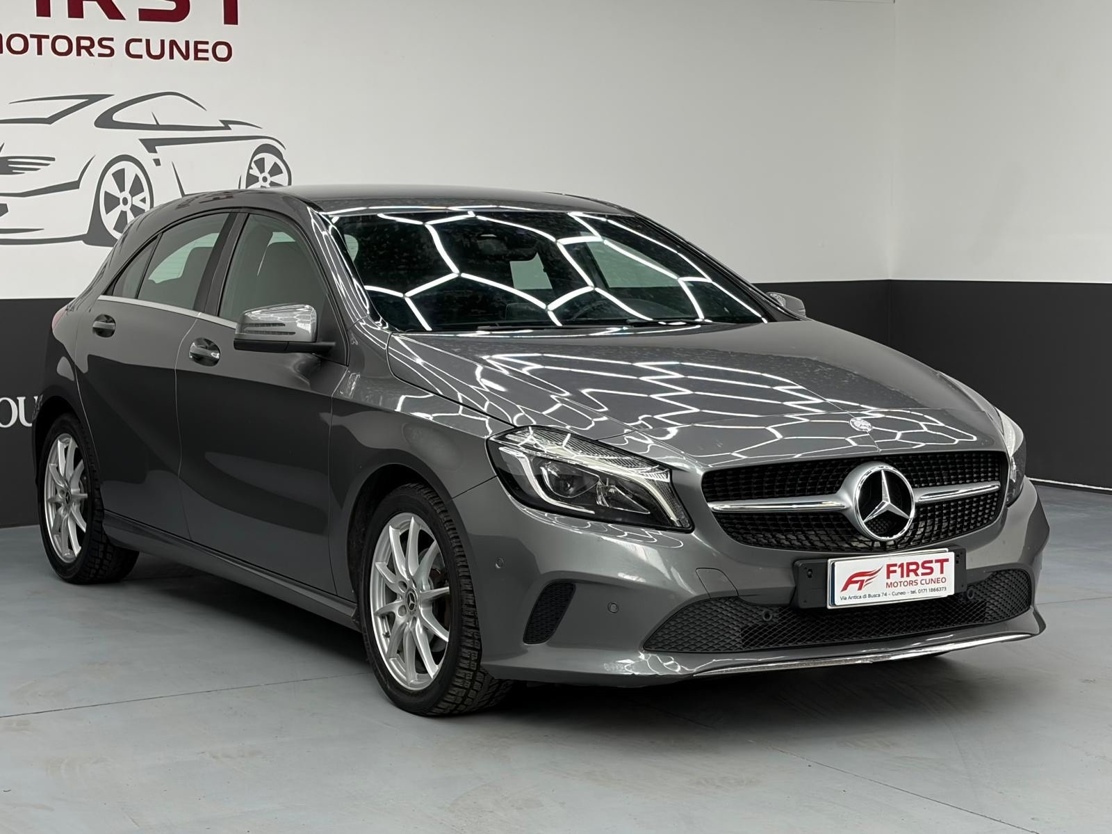 Mercedes-Benz A 180 A 180 d Automatic Spo… usata a Cuneo - immagine 2