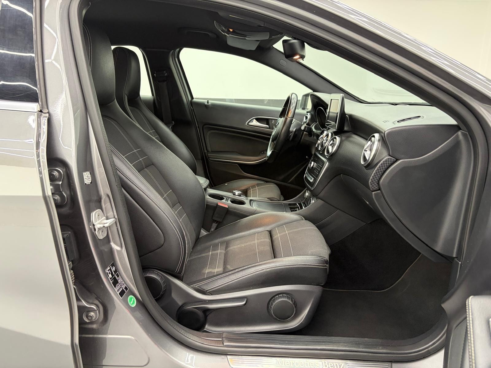 Mercedes-Benz A 180 A 180 d Automatic Spo… usata a Cuneo - immagine 22
