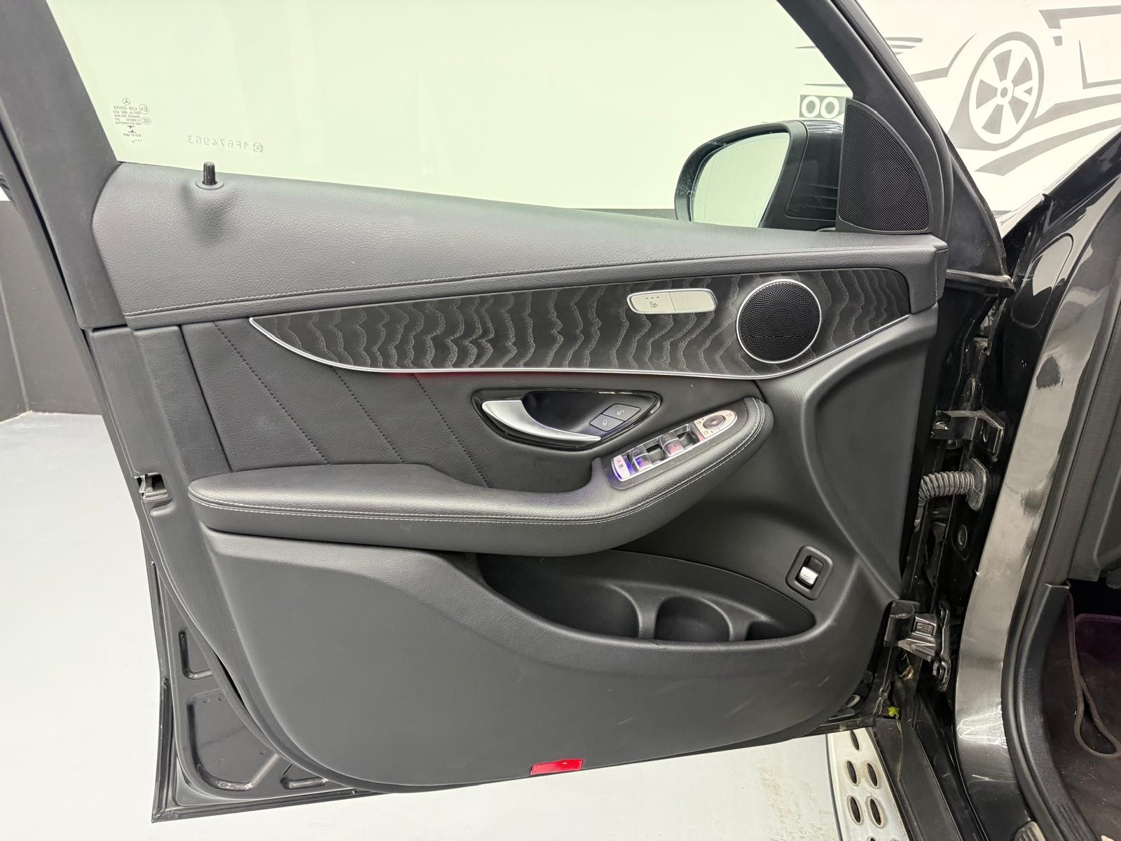 Mercedes-Benz GLC 300 GLC 300 d 4Matic Co… usata a Cuneo - immagine 11