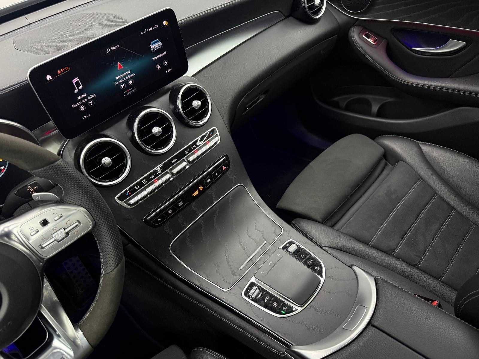 Mercedes-Benz GLC 300 GLC 300 d 4Matic Co… usata a Cuneo - immagine 20