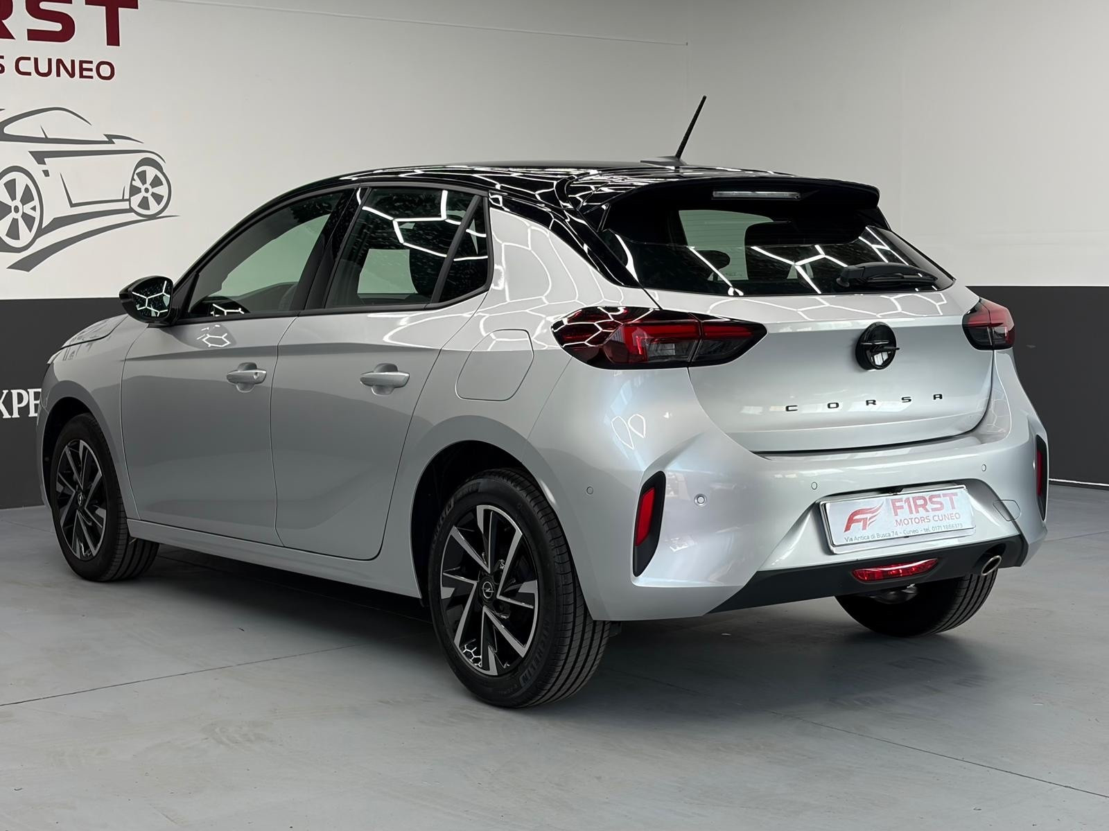 Opel Corsa Corsa 1.2 100 CV GS usata a Cuneo - immagine 9
