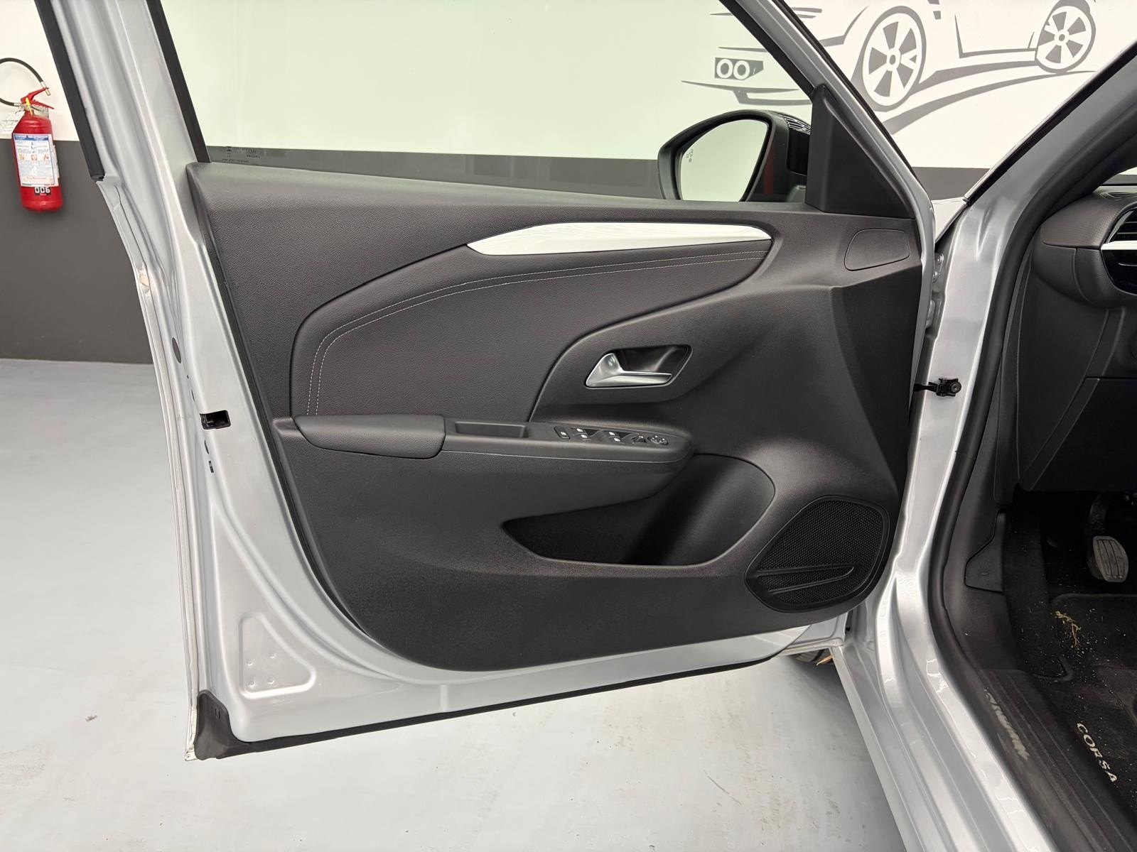 Opel Corsa Corsa 1.2 100 CV GS usata a Cuneo - immagine 11