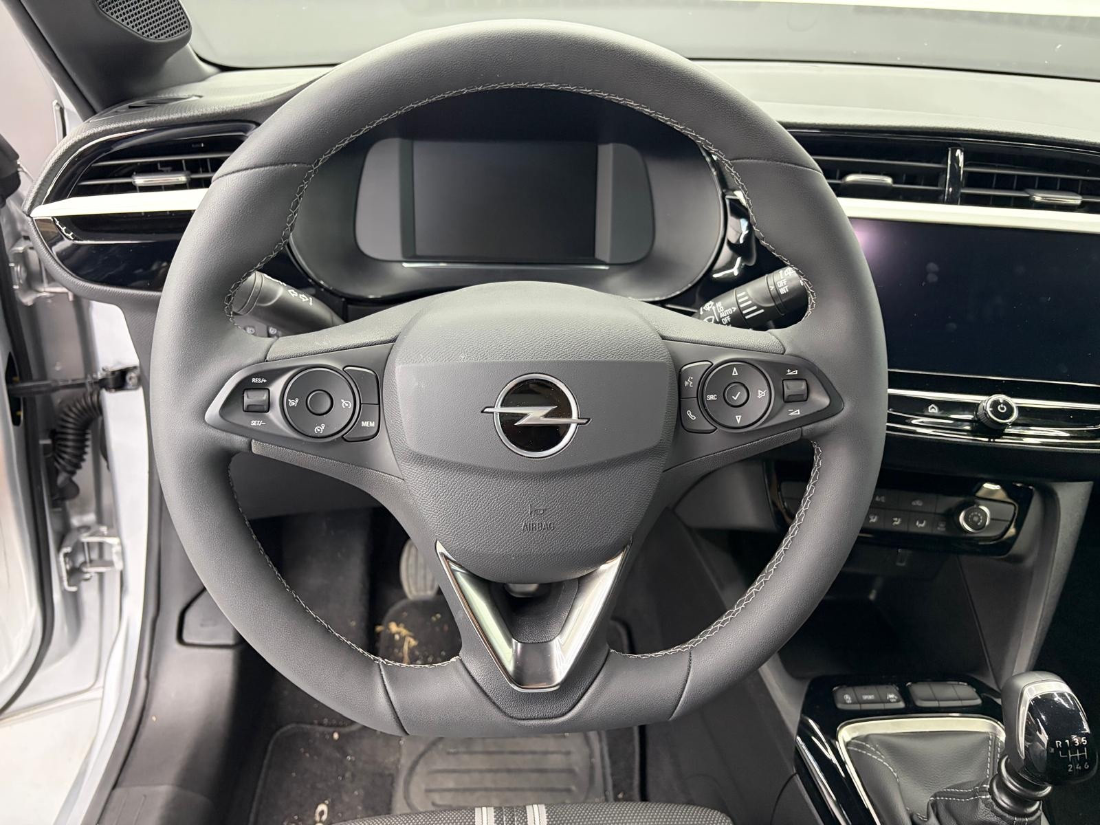 Opel Corsa Corsa 1.2 100 CV GS usata a Cuneo - immagine 15