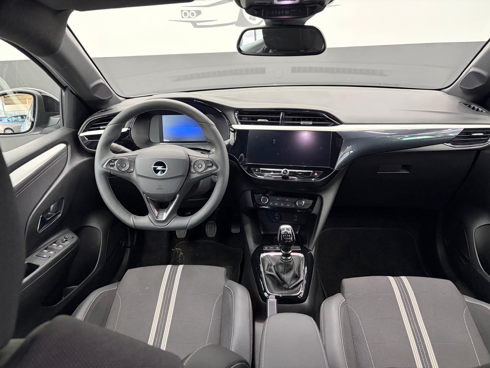 Opel Corsa Corsa 1.2 100 CV GS usata a Cuneo - immagine 28