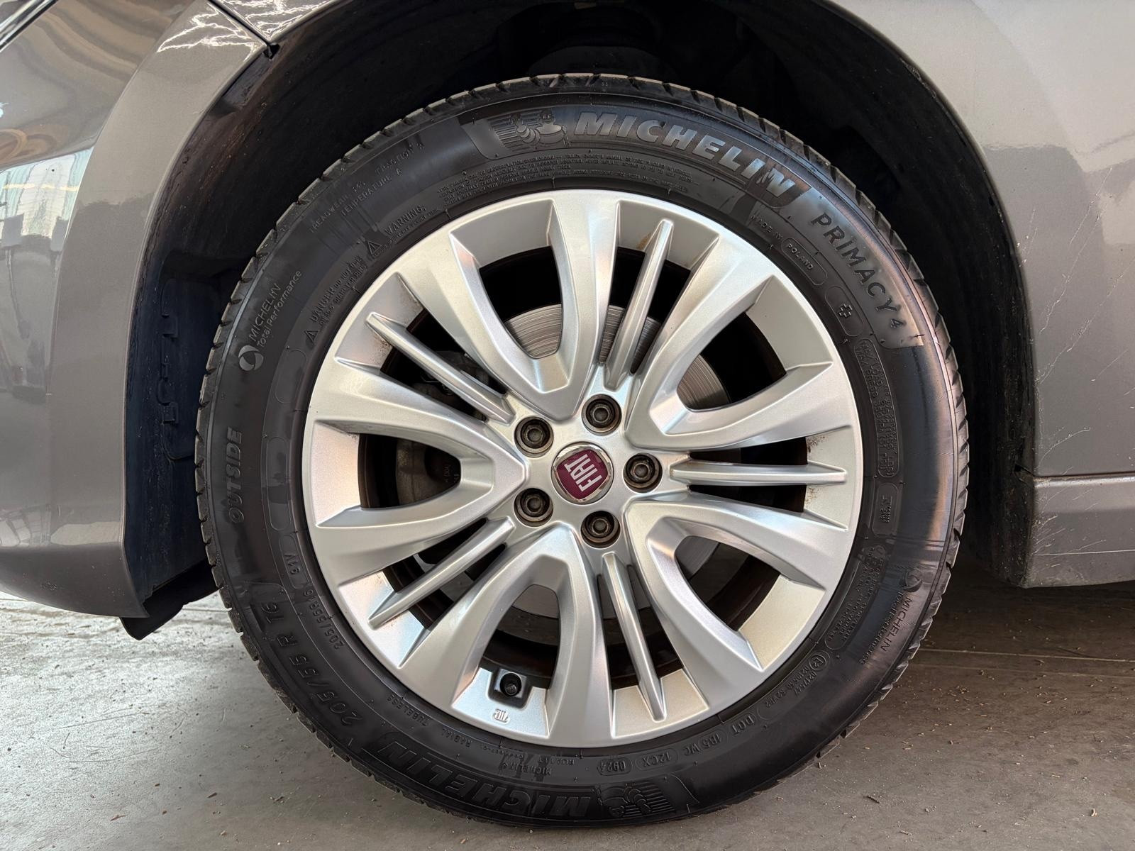 Fiat Tipo Tipo 1.3 Mjt 4 porte Lounge usata a Cuneo - immagine 5