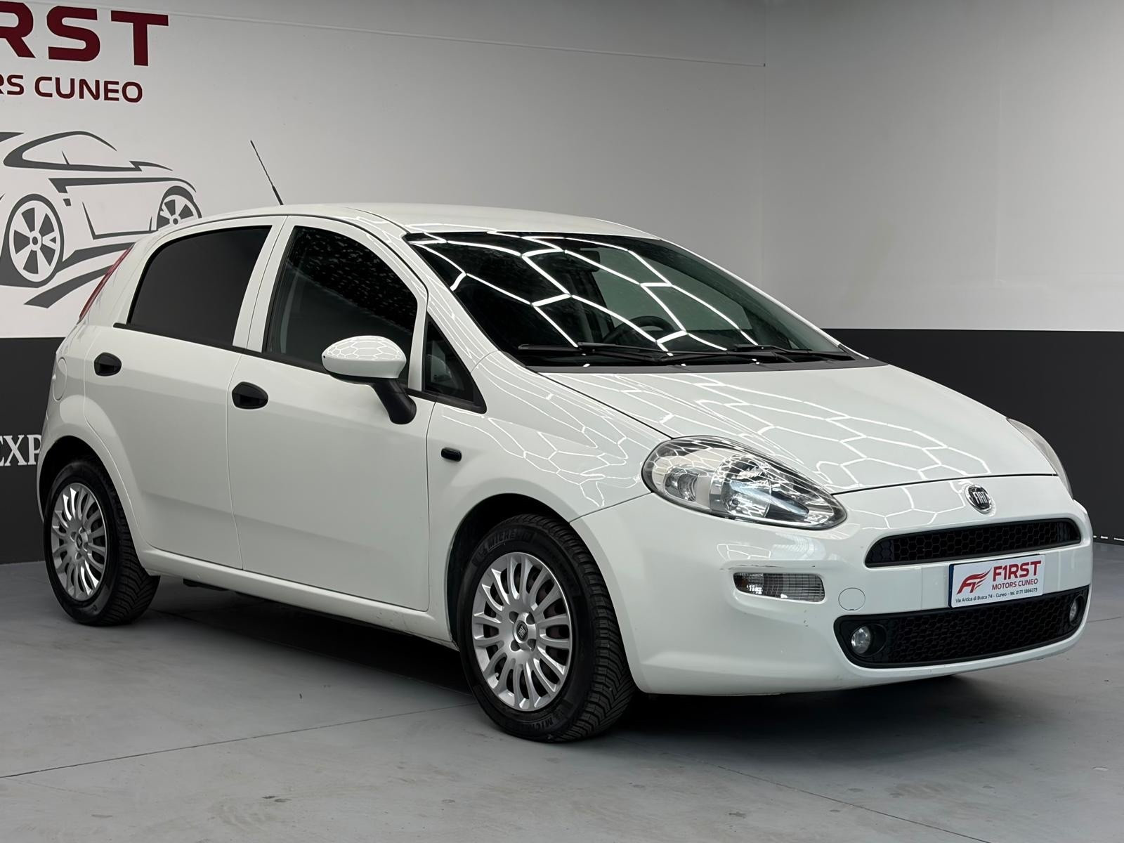 Fiat Punto PUNTO 1.3 MJT II SES 95 CV 5P… usata a Cuneo - immagine 2