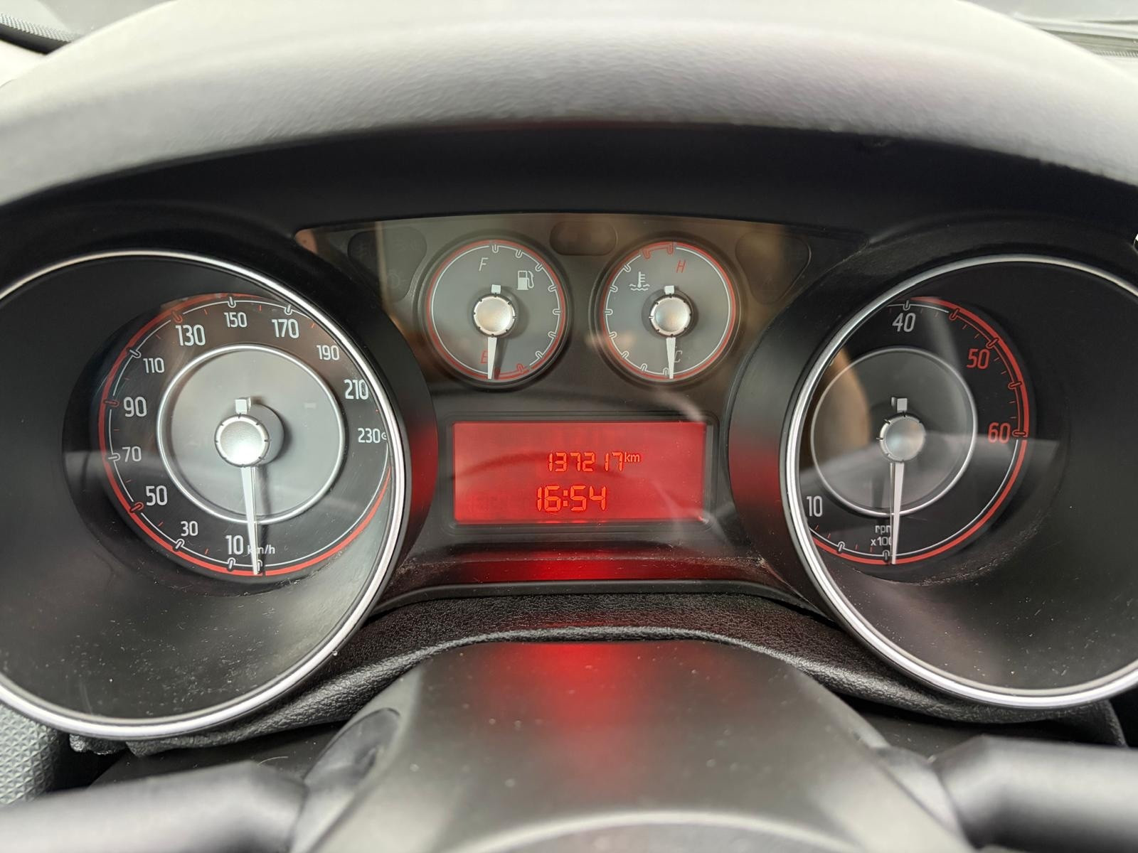 Fiat Punto PUNTO 1.3 MJT II SES 95 CV 5P… usata a Cuneo - immagine 12