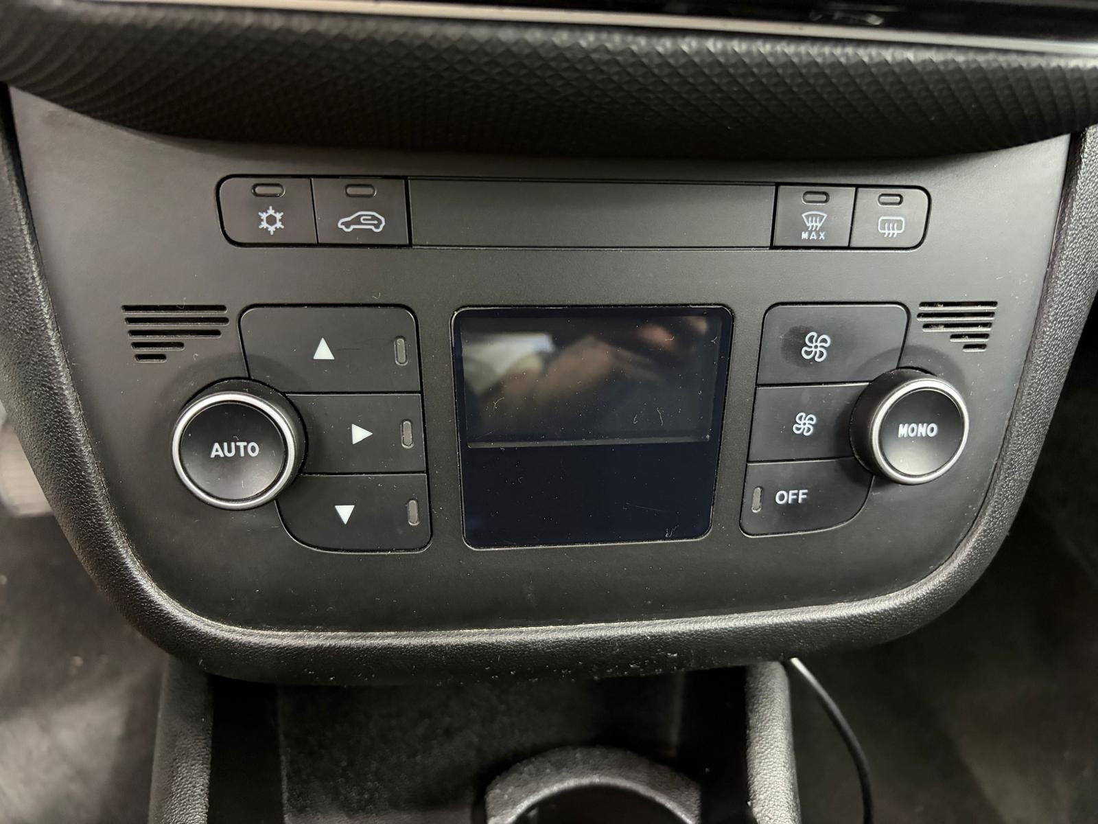 Fiat Punto PUNTO 1.3 MJT II SES 95 CV 5P… usata a Cuneo - immagine 17