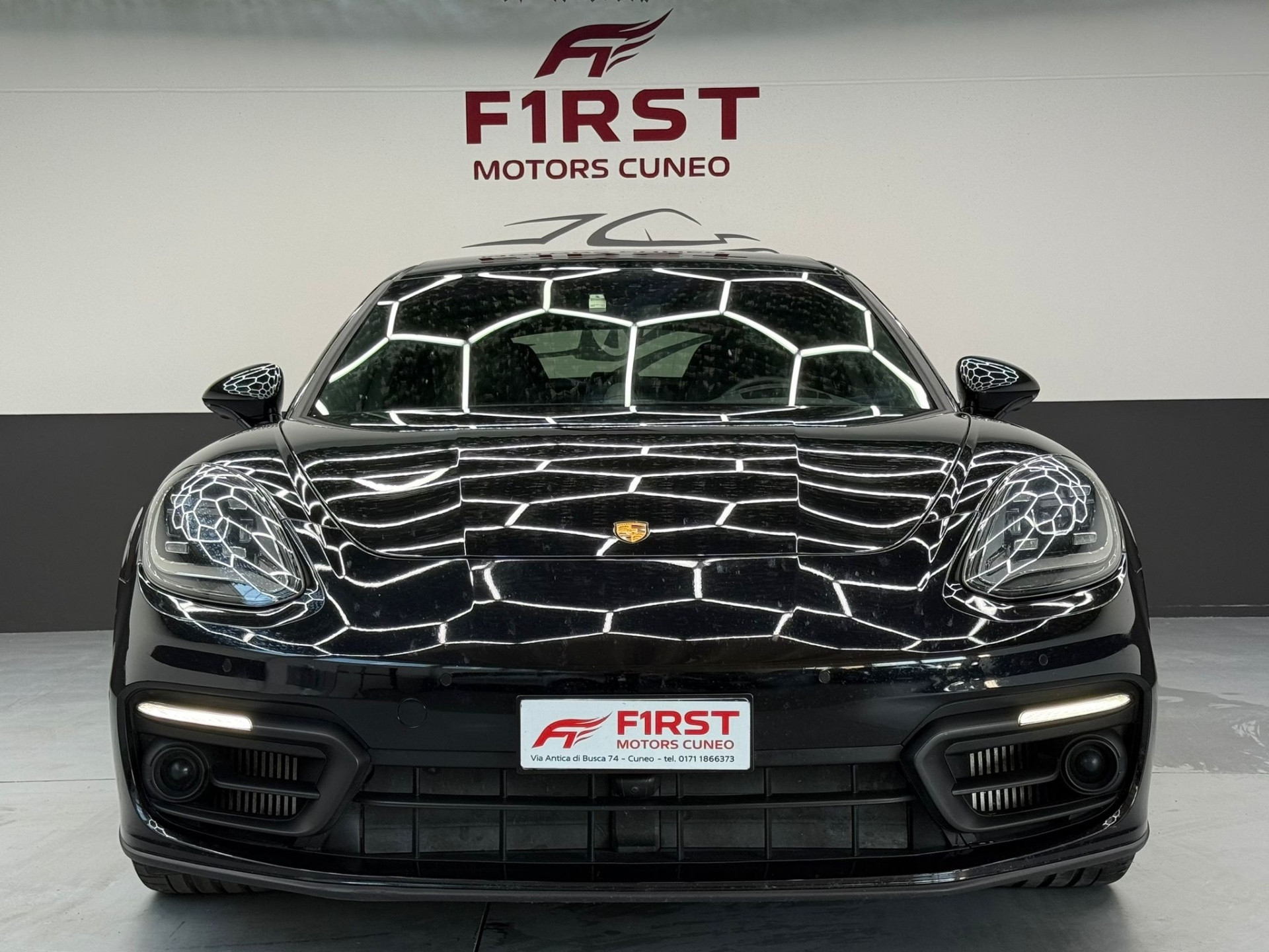 Porsche Panamera Panamera 2.9 4 E-Hybrid… usata a Cuneo - immagine 3