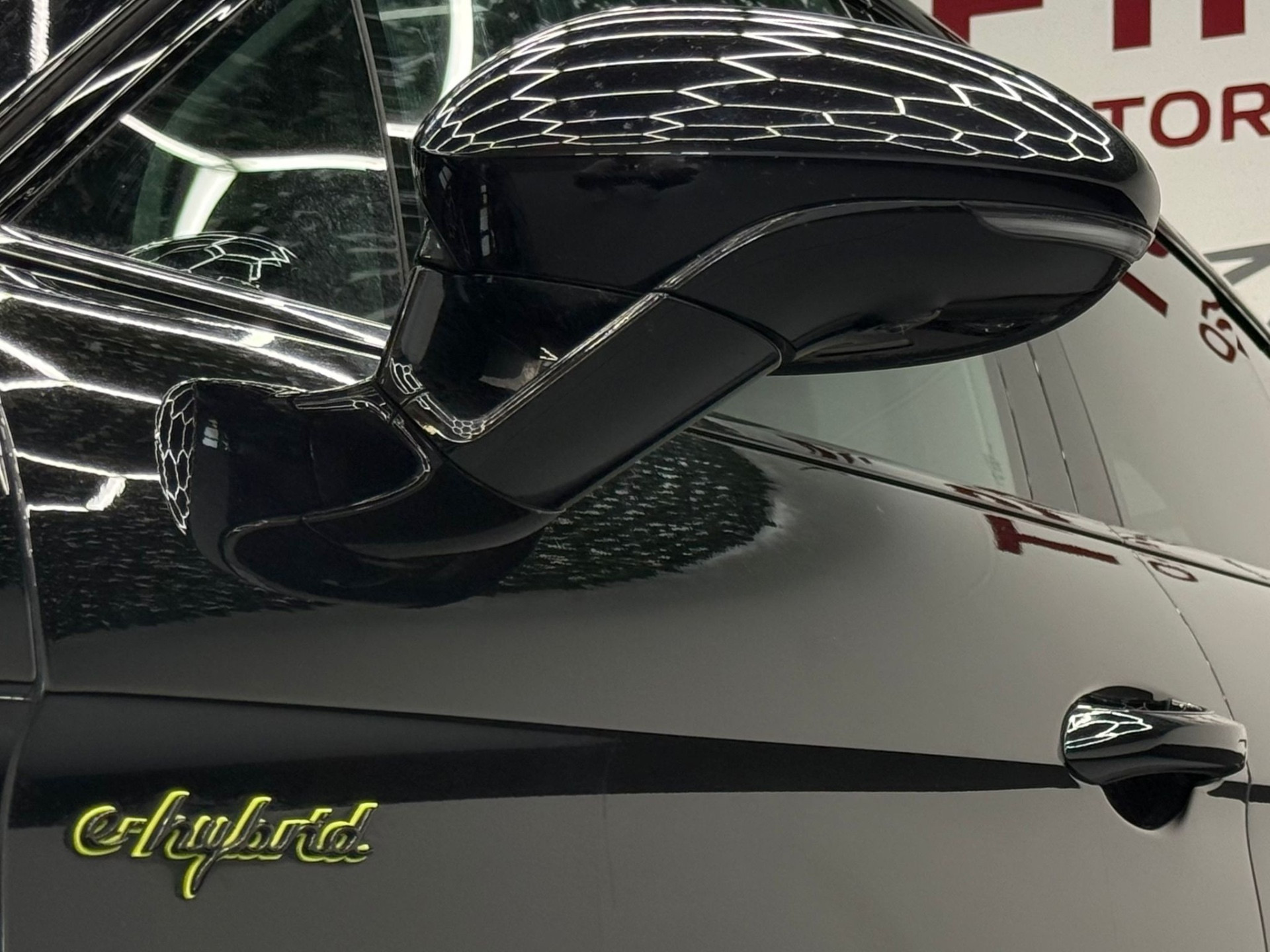 Porsche Panamera Panamera 2.9 4 E-Hybrid… usata a Cuneo - immagine 6