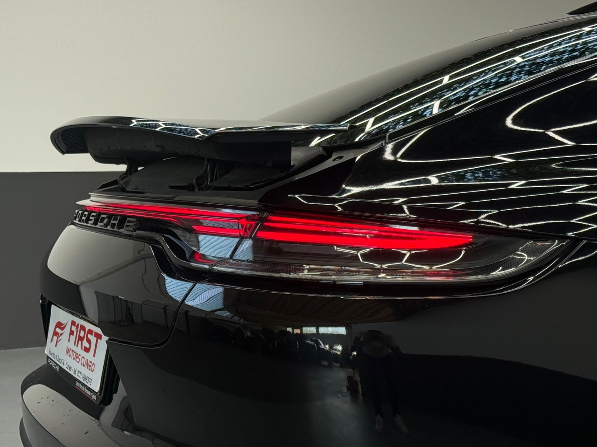 Porsche Panamera Panamera 2.9 4 E-Hybrid… usata a Cuneo - immagine 8