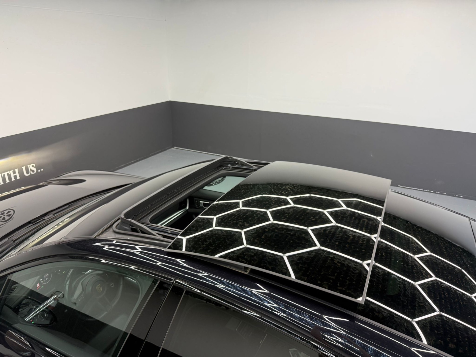 Porsche Panamera Panamera 2.9 4 E-Hybrid… usata a Cuneo - immagine 9