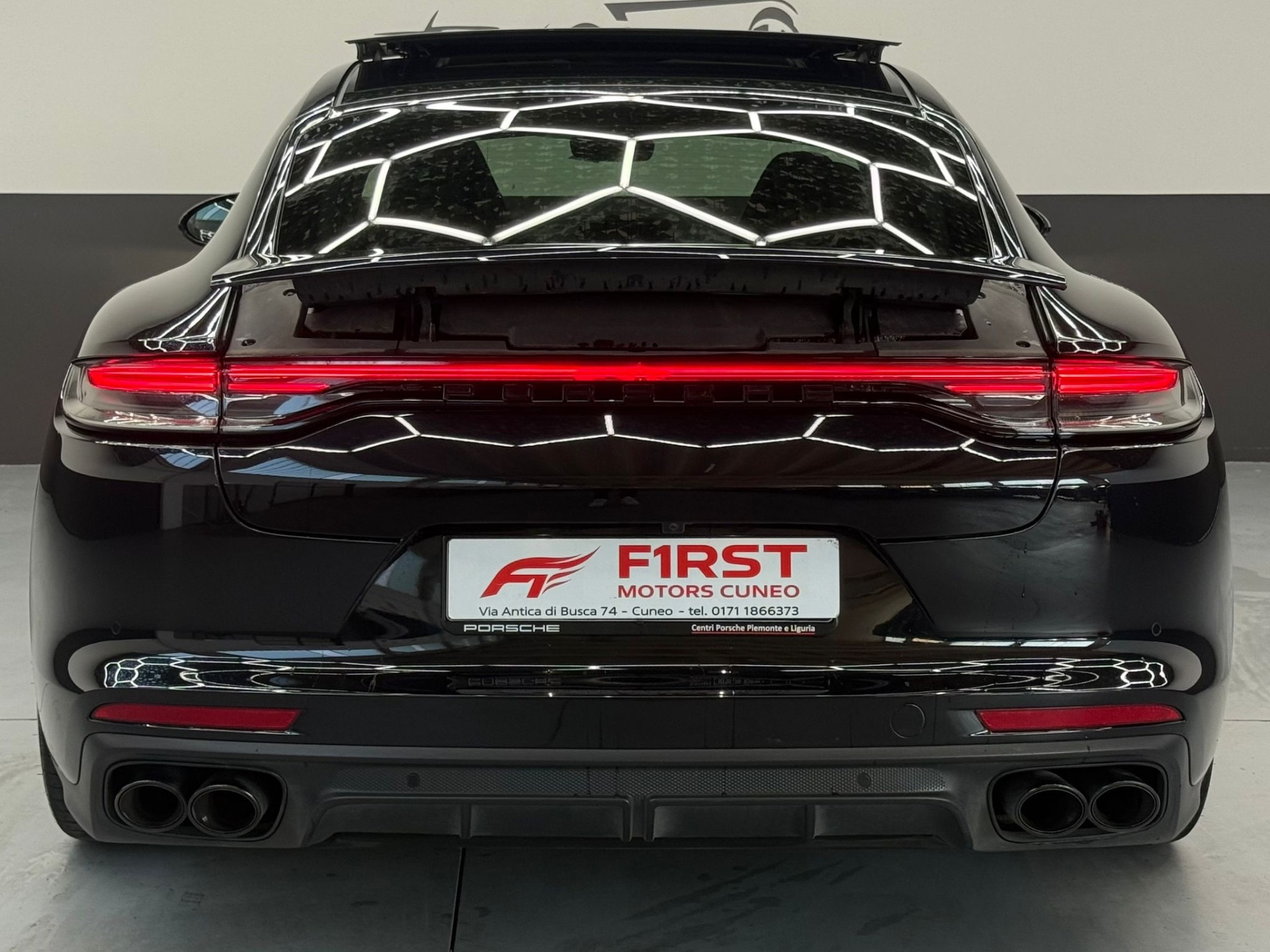 Porsche Panamera Panamera 2.9 4 E-Hybrid… usata a Cuneo - immagine 10